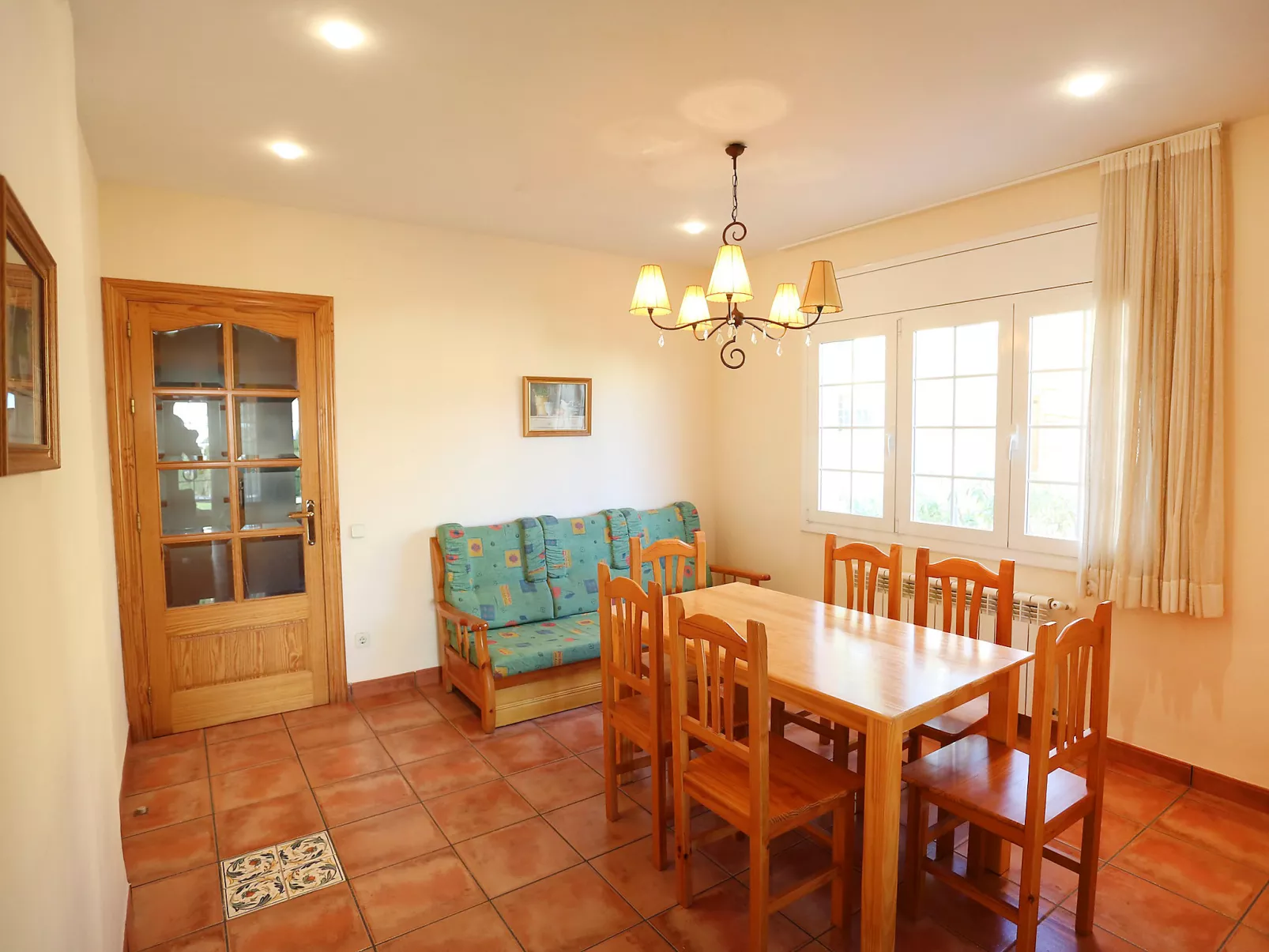 Villa Caleta-Inside
