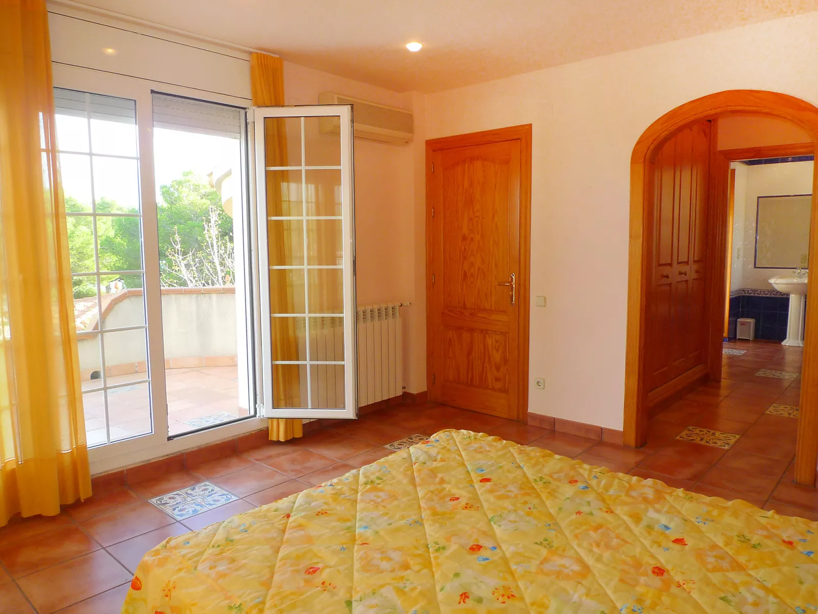 Villa Caleta-Inside