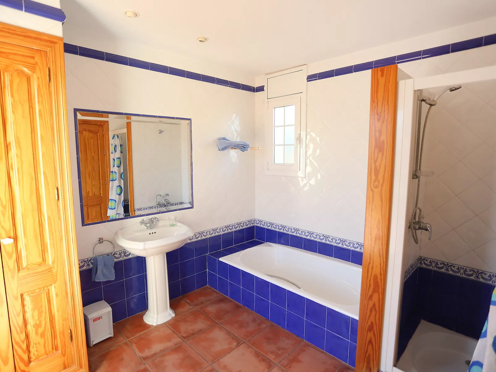 Villa Caleta-Inside