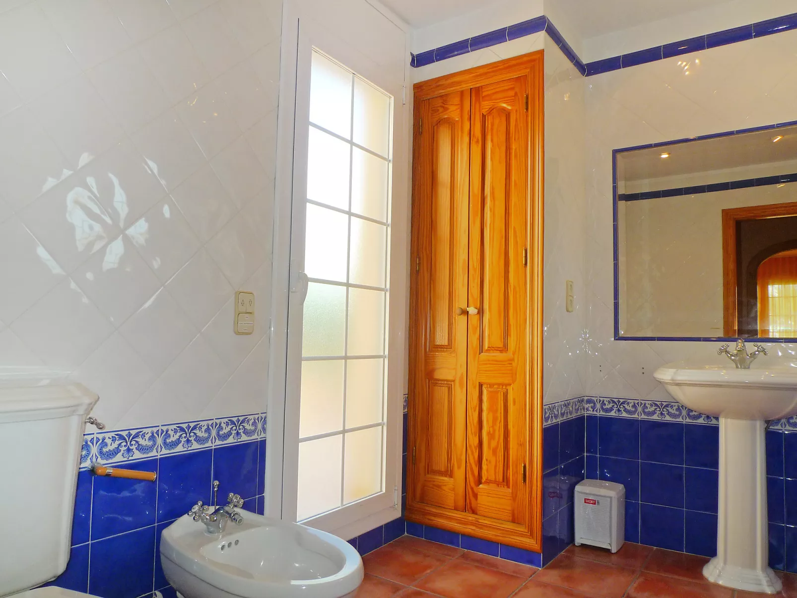 Villa Caleta-Inside