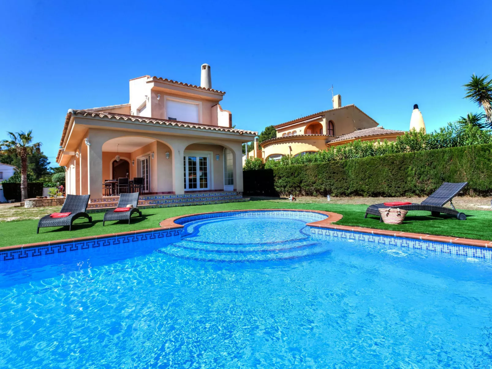 Villa Caleta-Outside