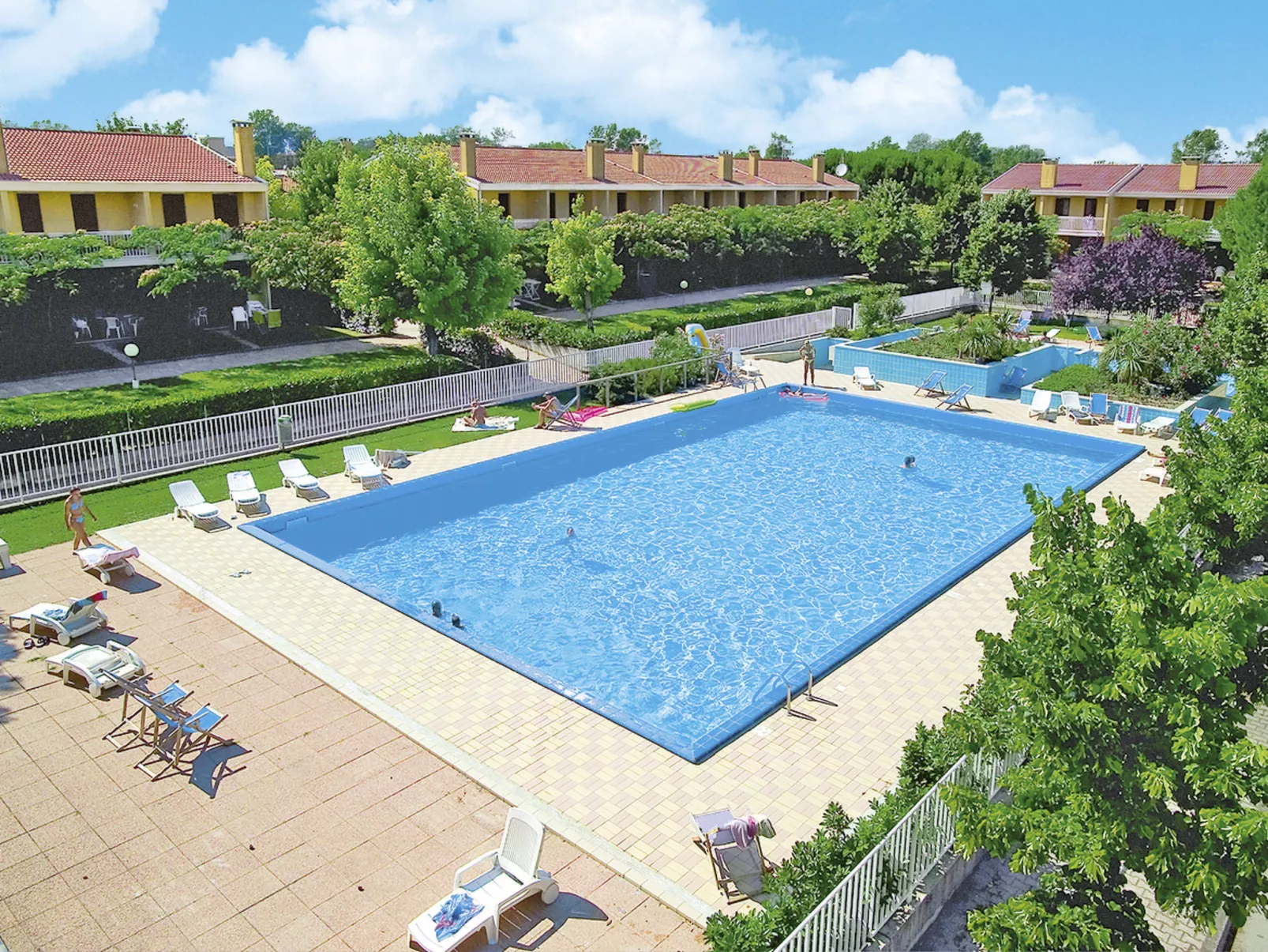 Villaggio dei Fiori-Dehors