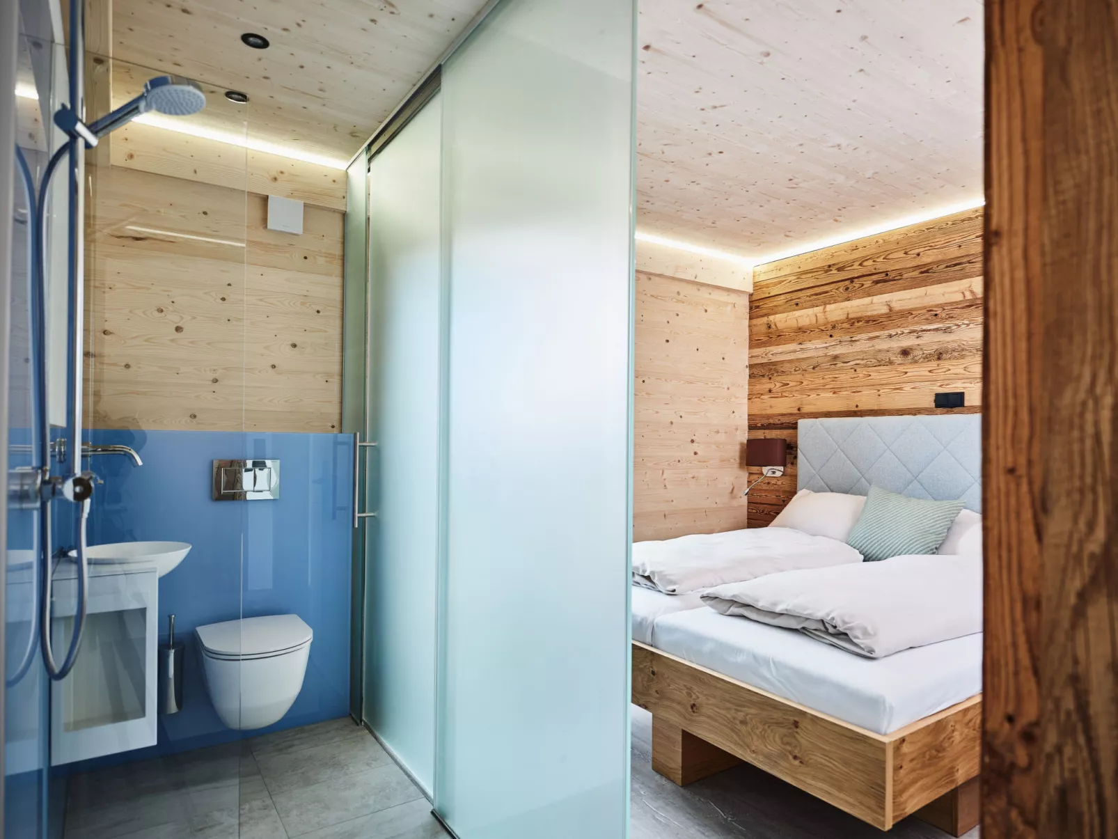 Superior 4 SZ,Sauna&Aussenbadewanne-Inside