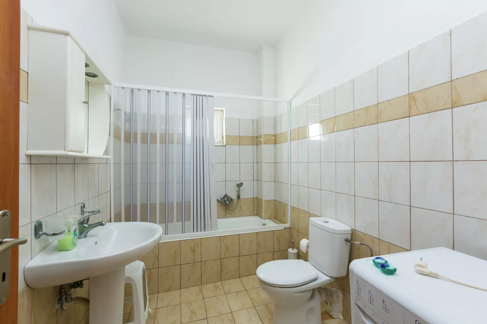 Villa Kostis-Bathroom
