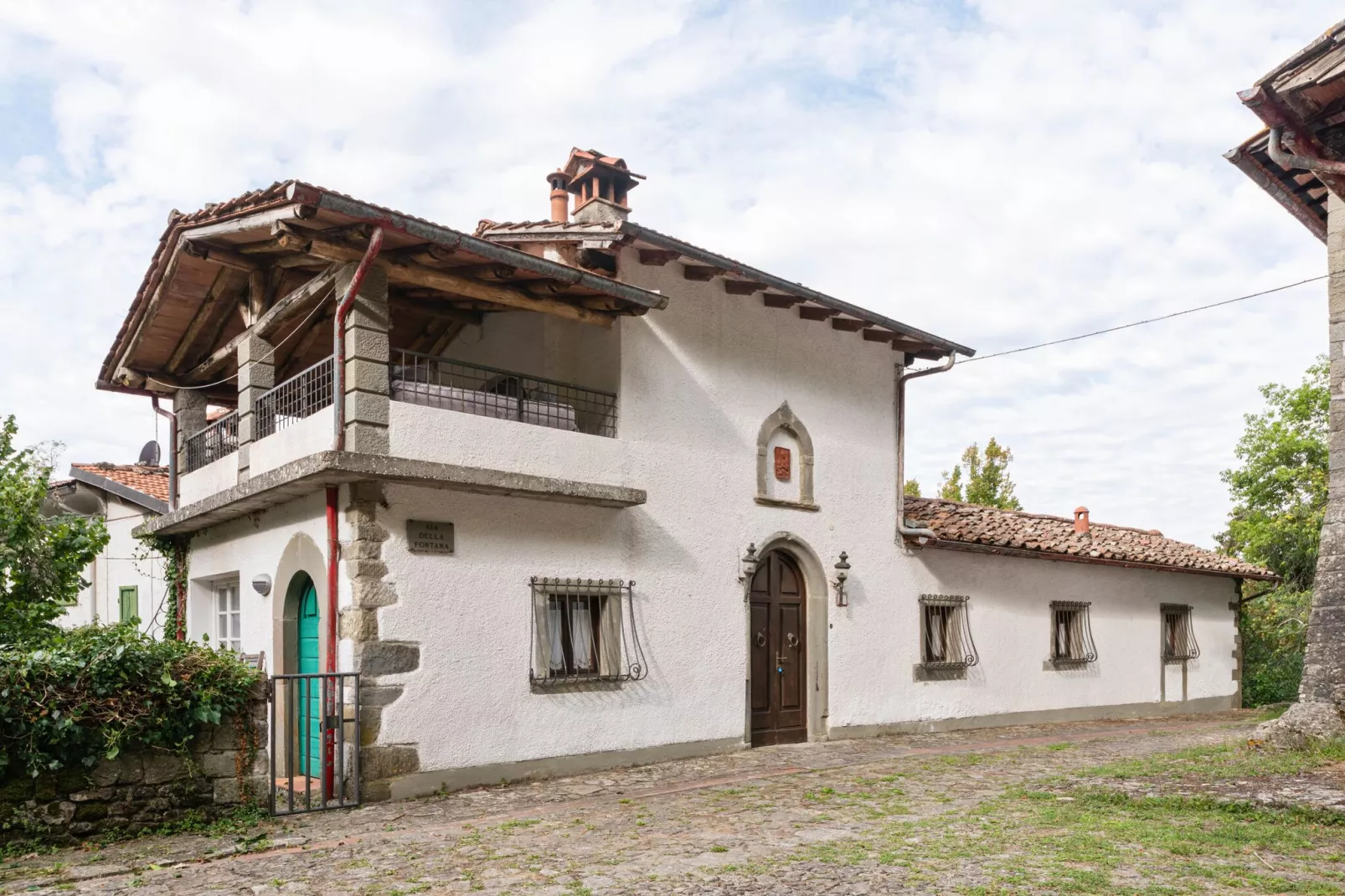 Bellona-Exterior summer