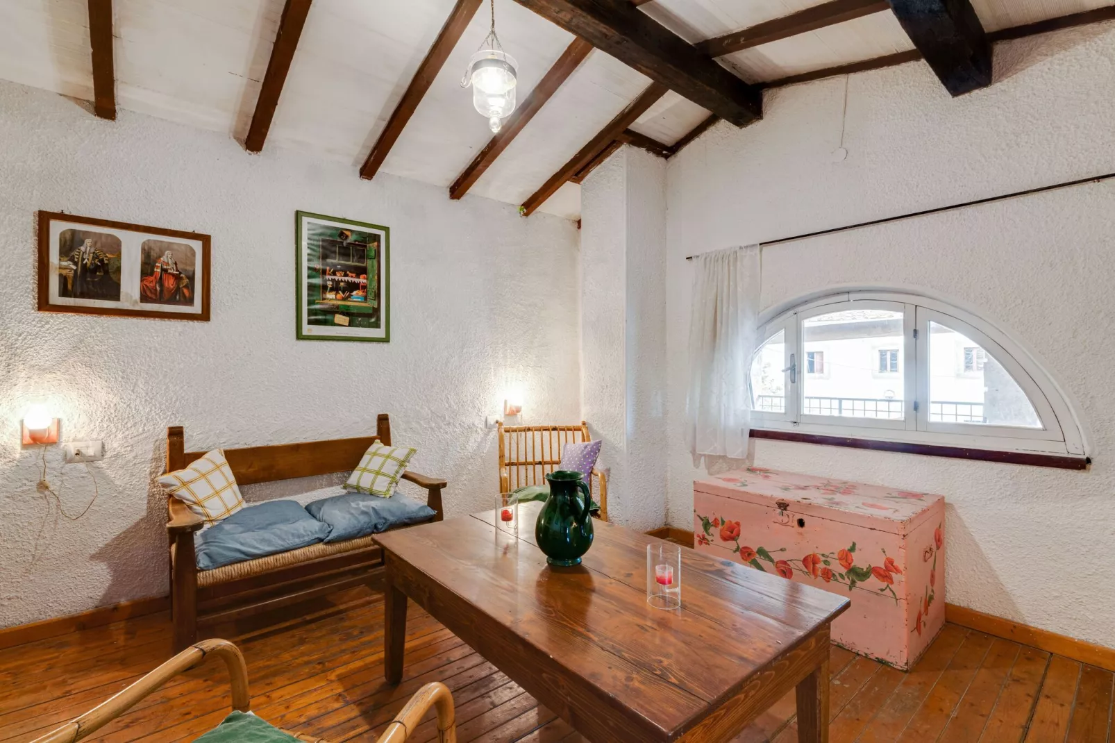 Bellona-Living room