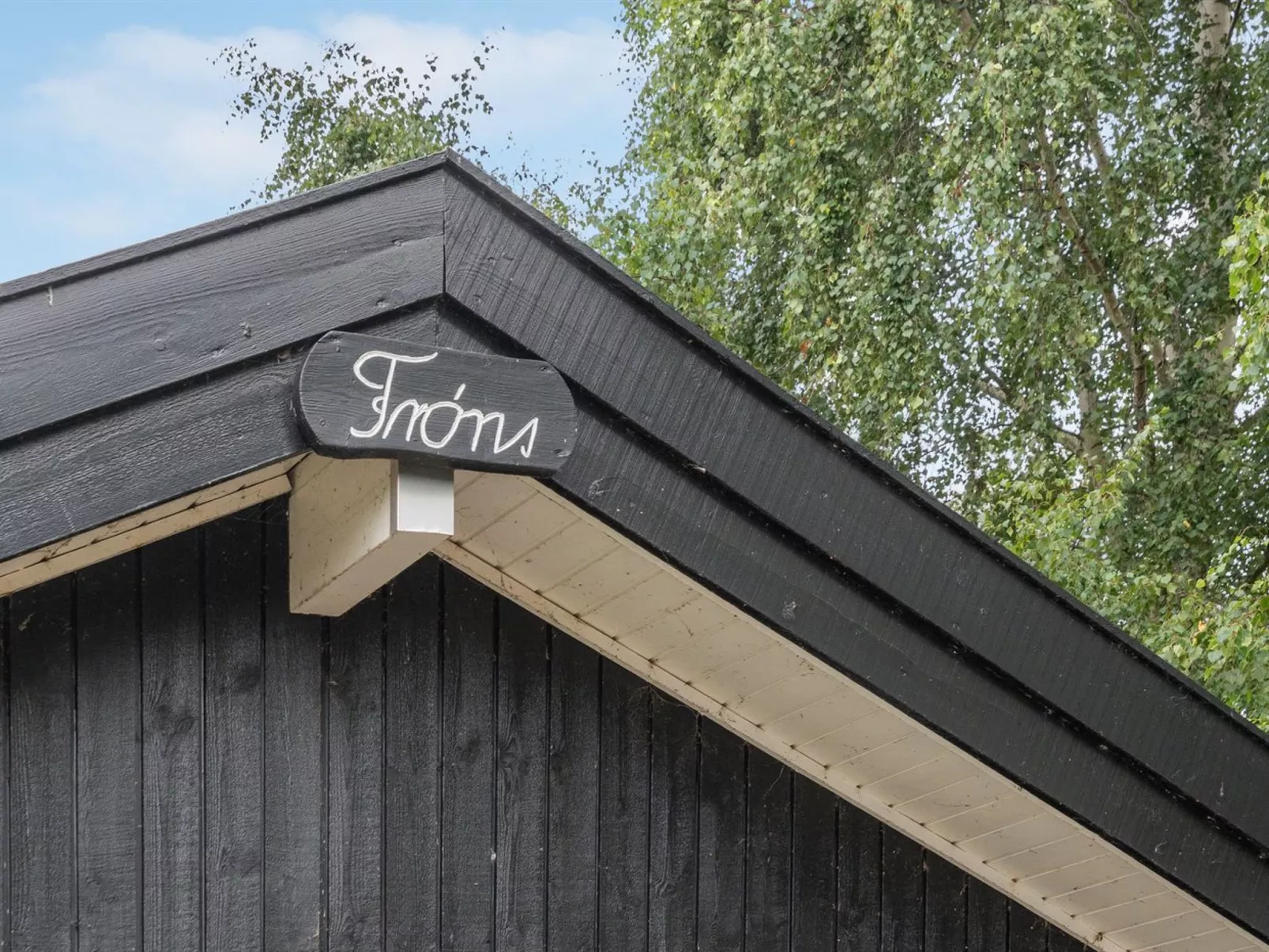 "Nafni" - 200m from the sea-Outside