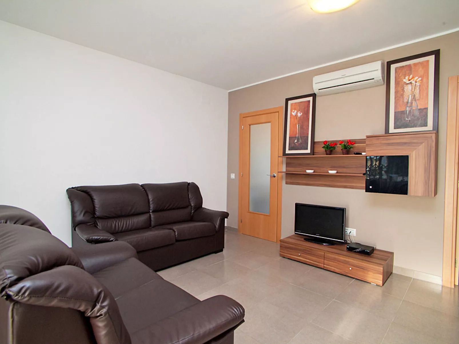 Gaviota 3-Inside