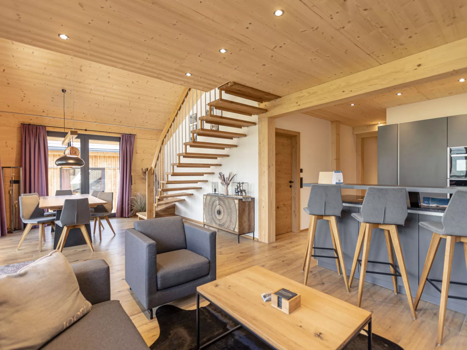 Premium mit Galerie,Sauna&Außenbadewanne-Inside