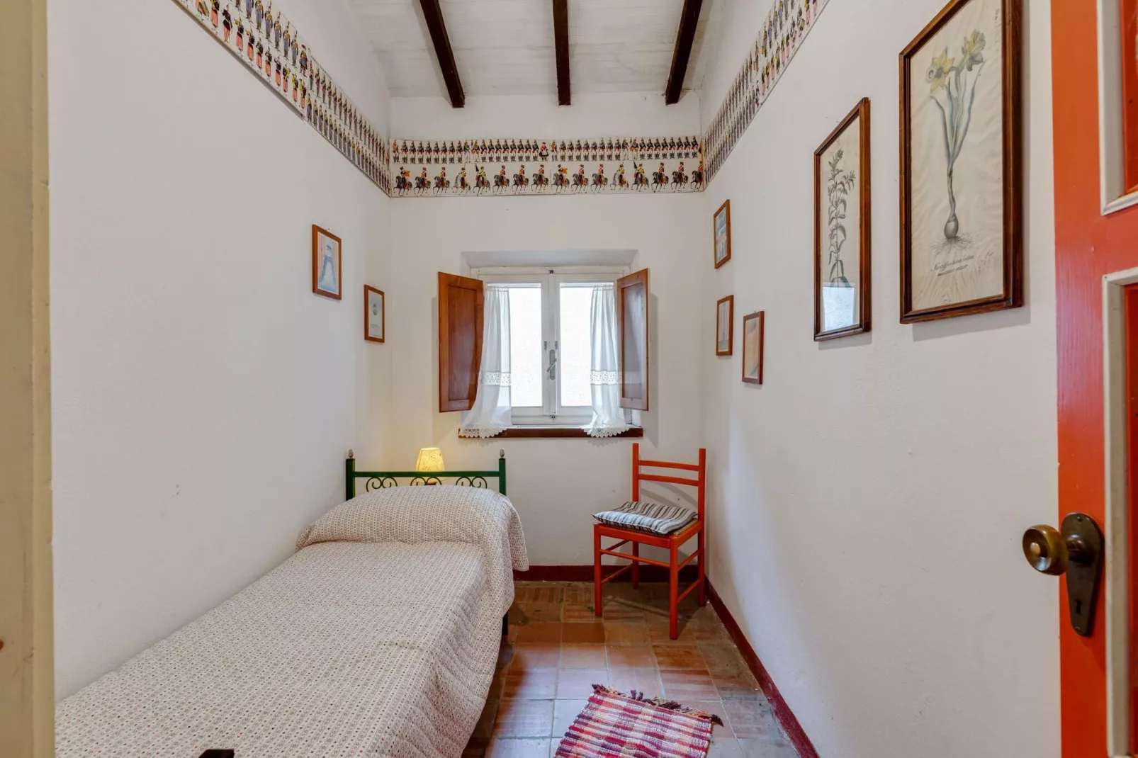 Bellona-Bedroom