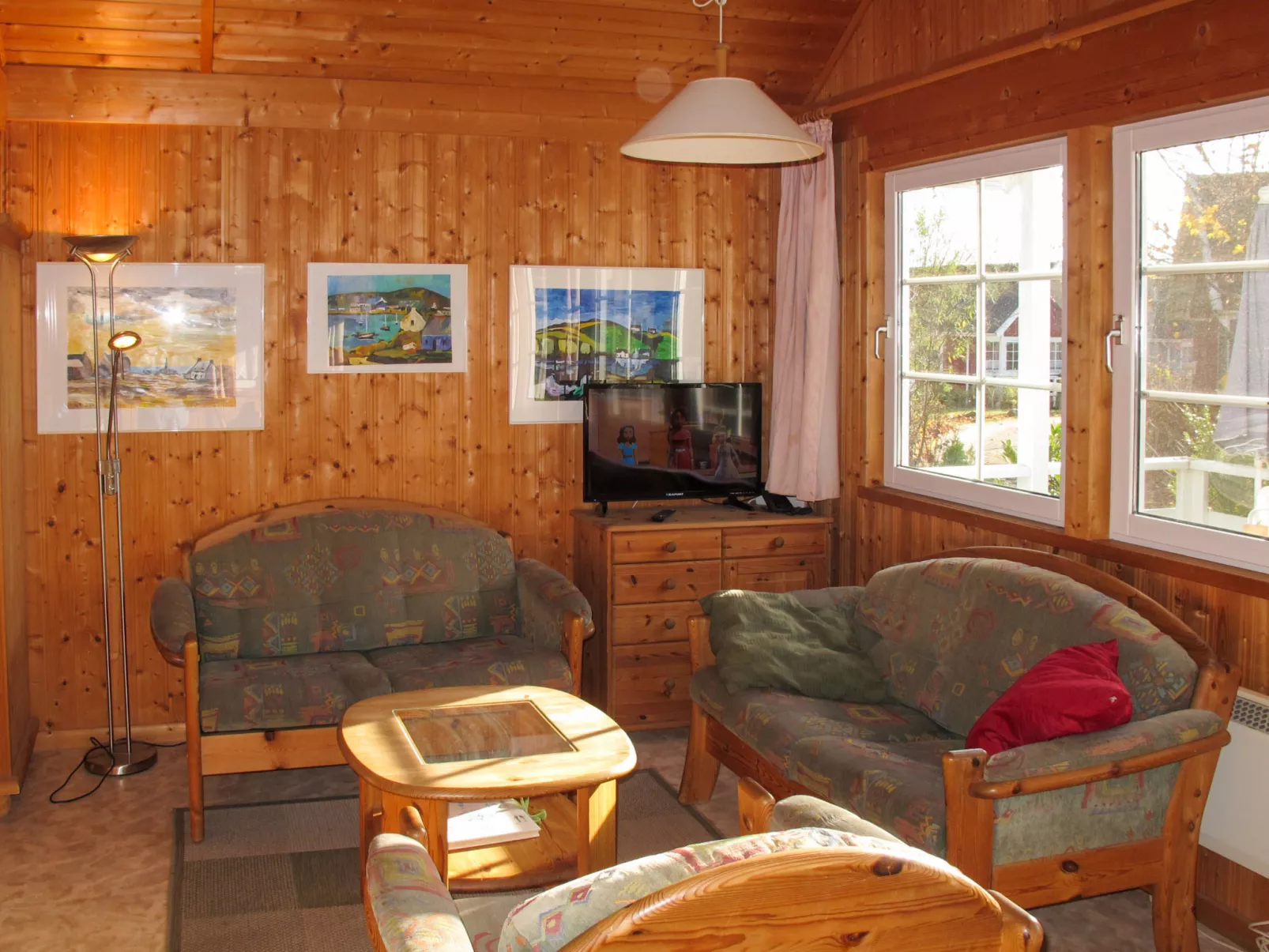 Wald und See-Inside