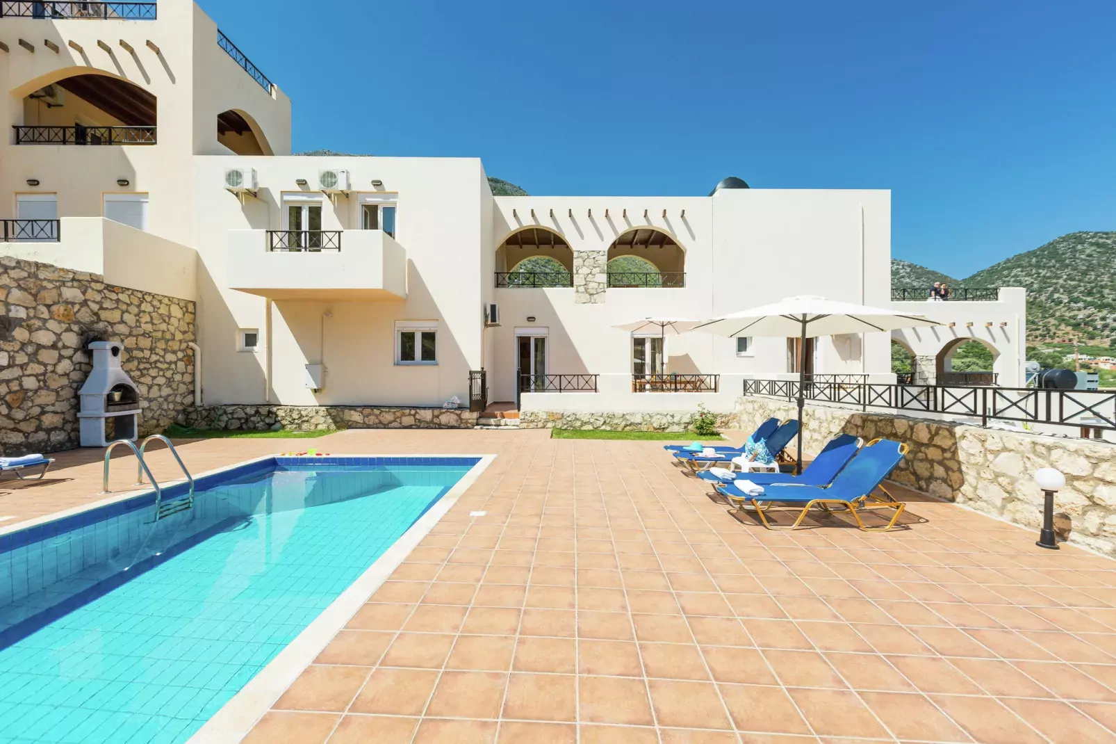 Bali Villas for groups up to 28 persons-Außenbereich Sommer