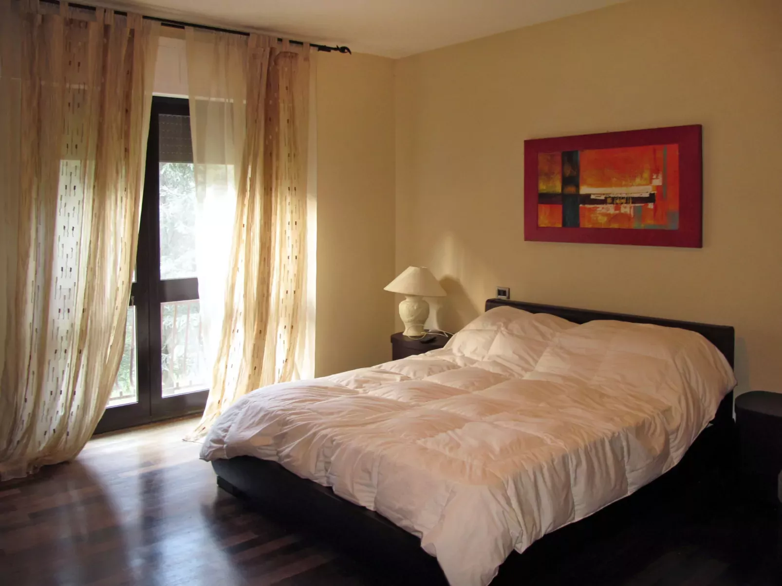 Natalie (BLU170)-Inside