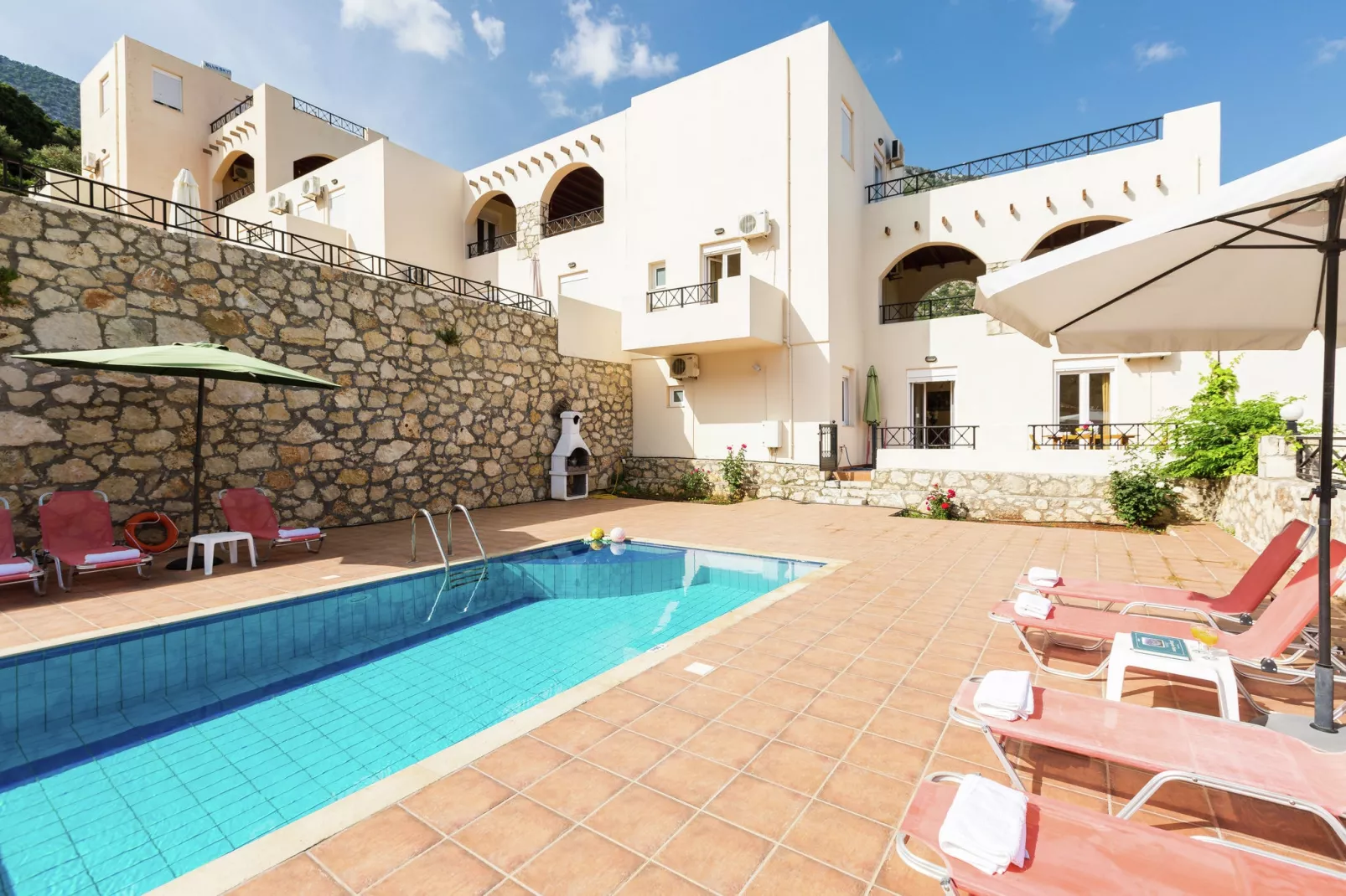 Bali Villas for groups up to 28 persons-Außenbereich Sommer