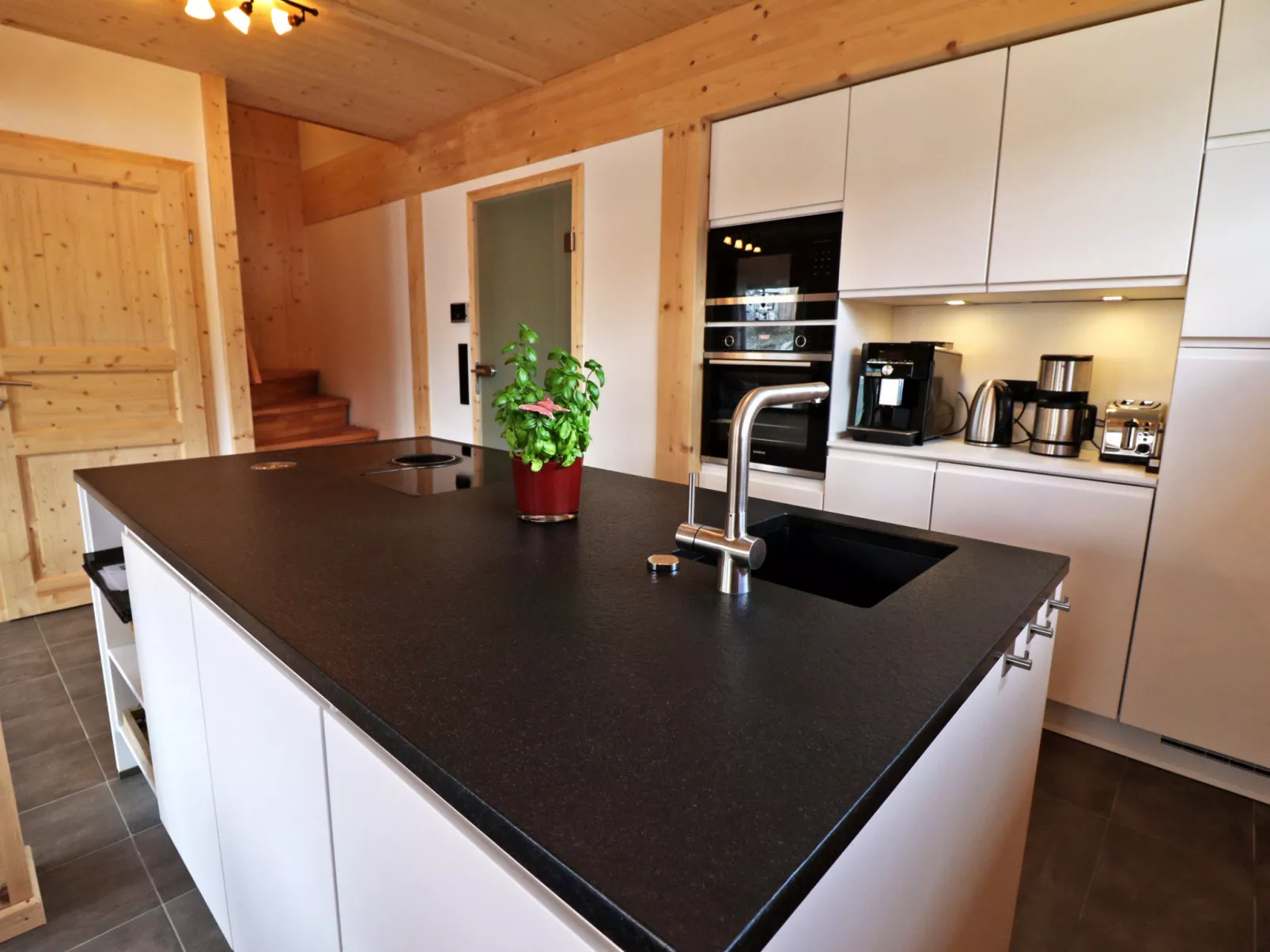 Premium #7 mit IR-Sauna&Sprudelbad-Inside