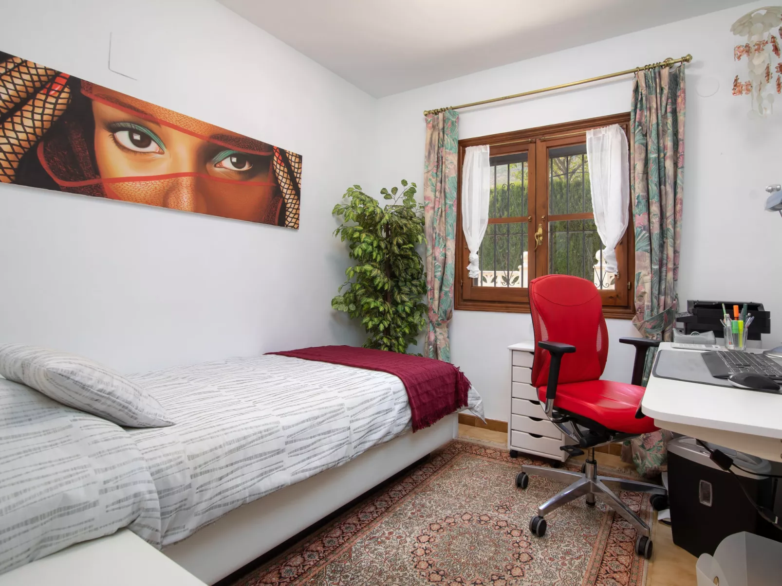 Villa Jolanda-Inside