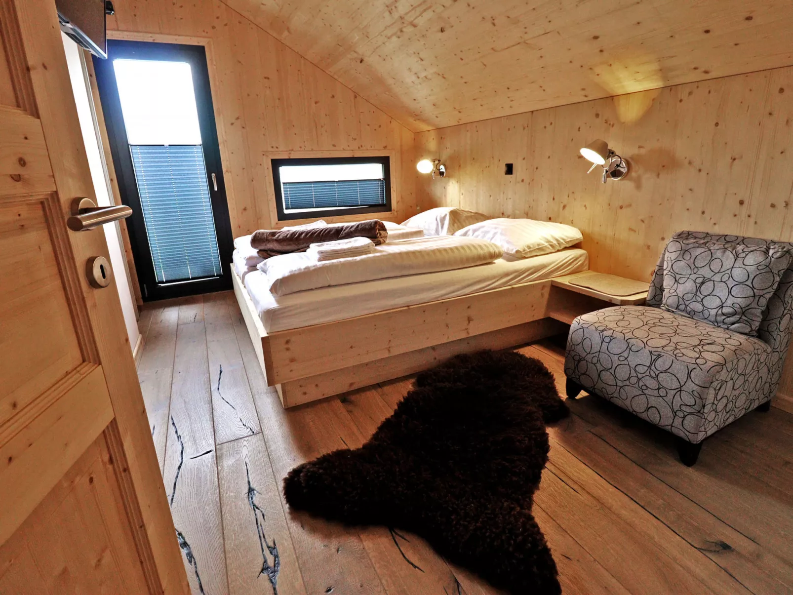 Superior #11 IR-Sauna&Sprudelwanne-Inside