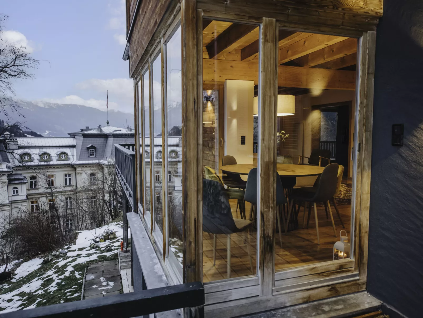 Chalet 1018-Outside