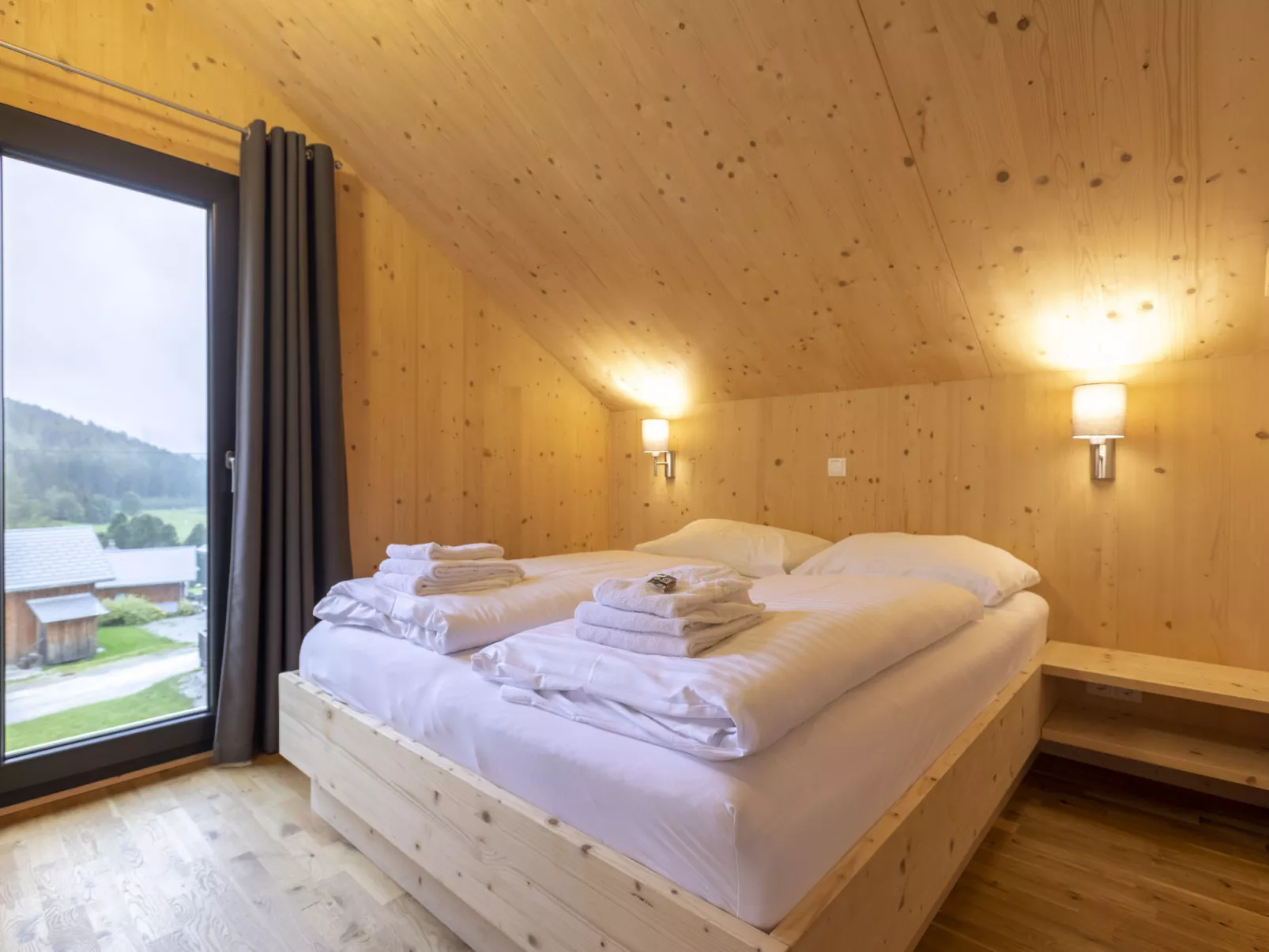 Superior #2 mit IR-Sauna & Sprudelbad-Inside