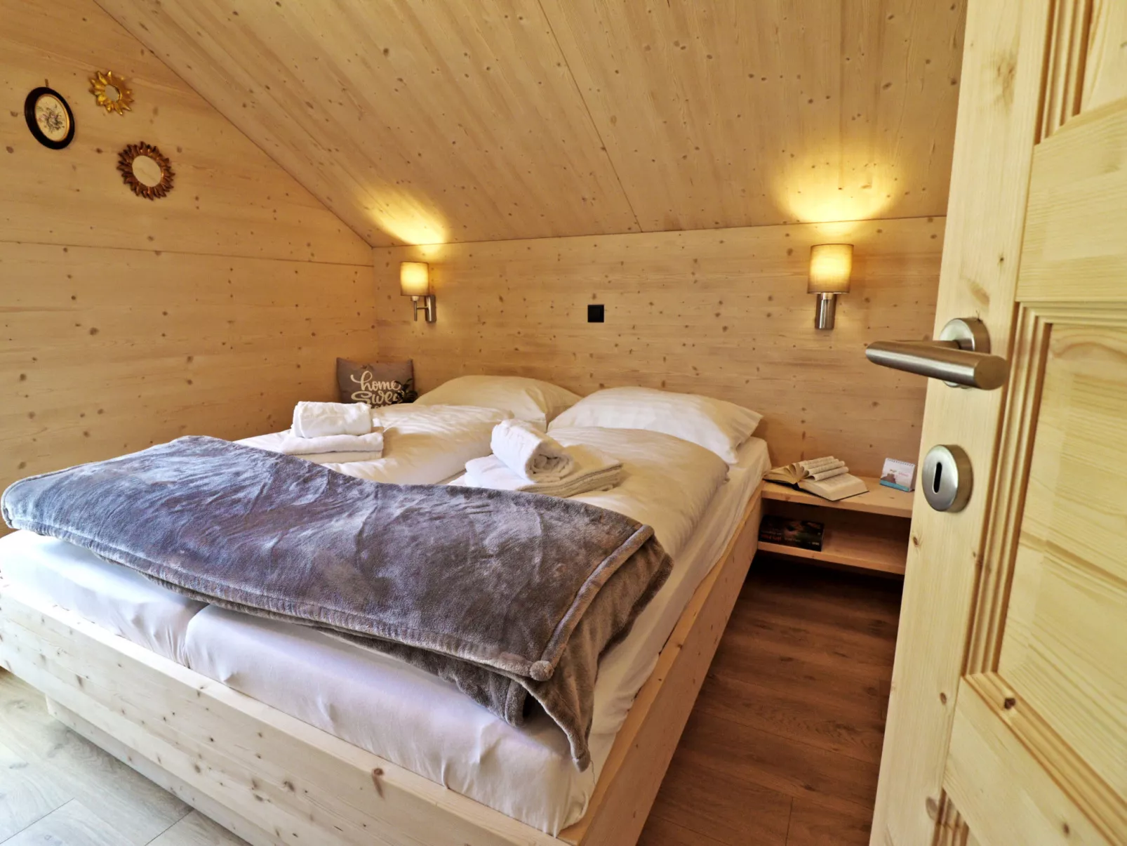 Superior #2 mit IR-Sauna & Sprudelbad-Inside