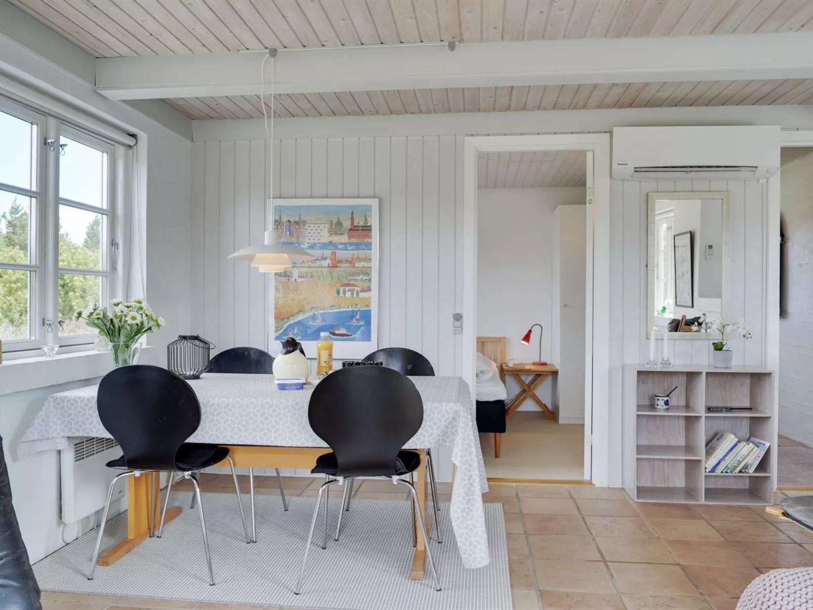 "Amaja" - 1.9km from the sea-Inside