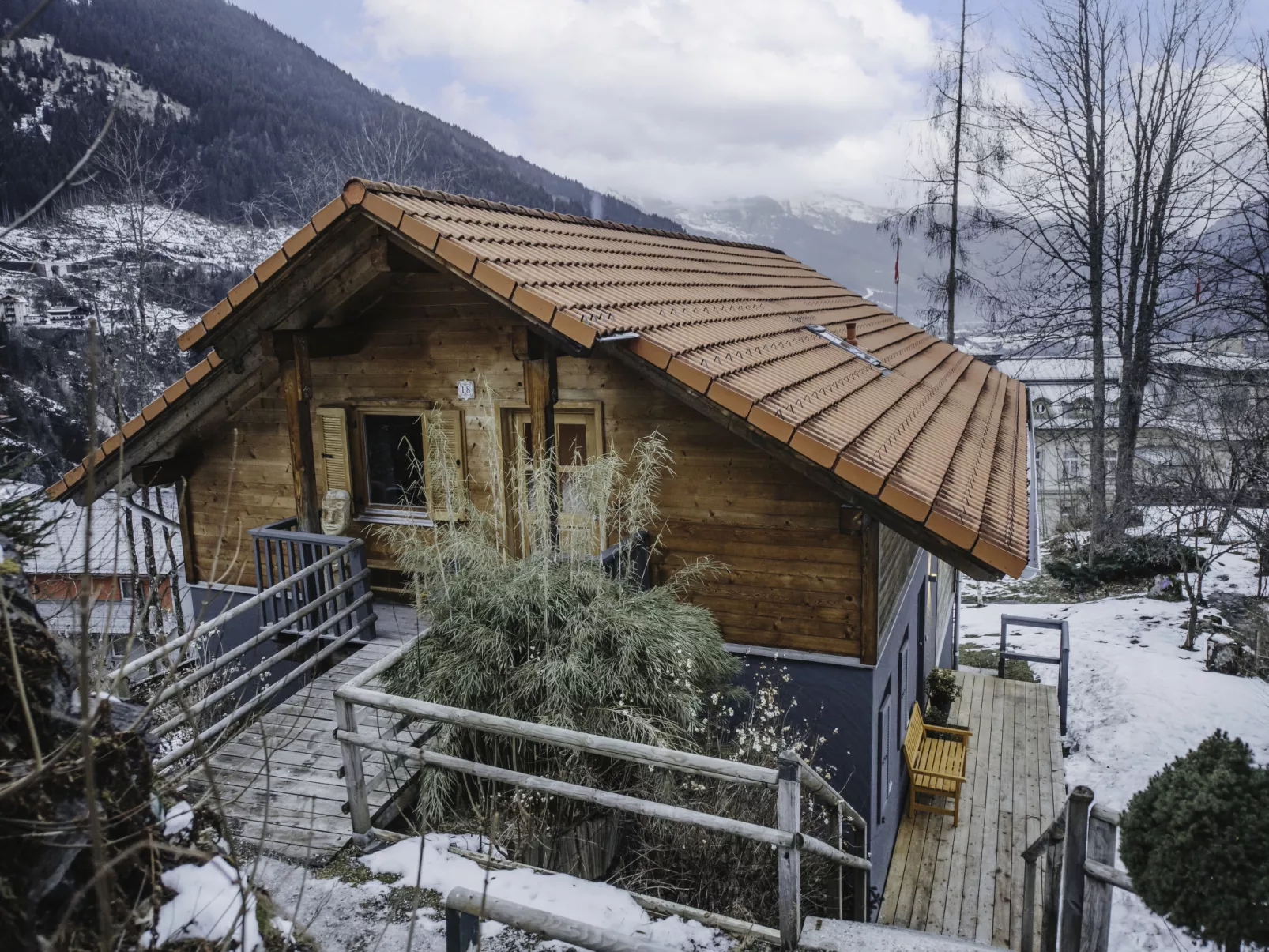 Chalet 1018-Outside