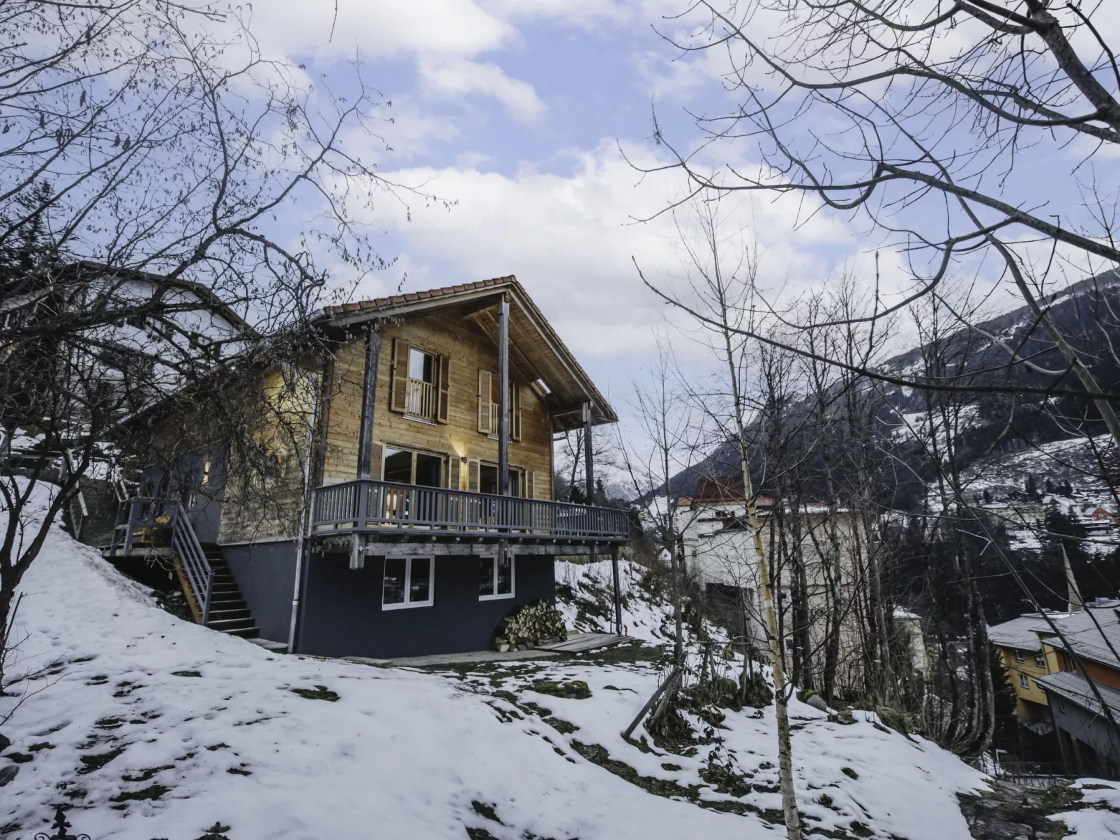 Chalet 1018-Outside