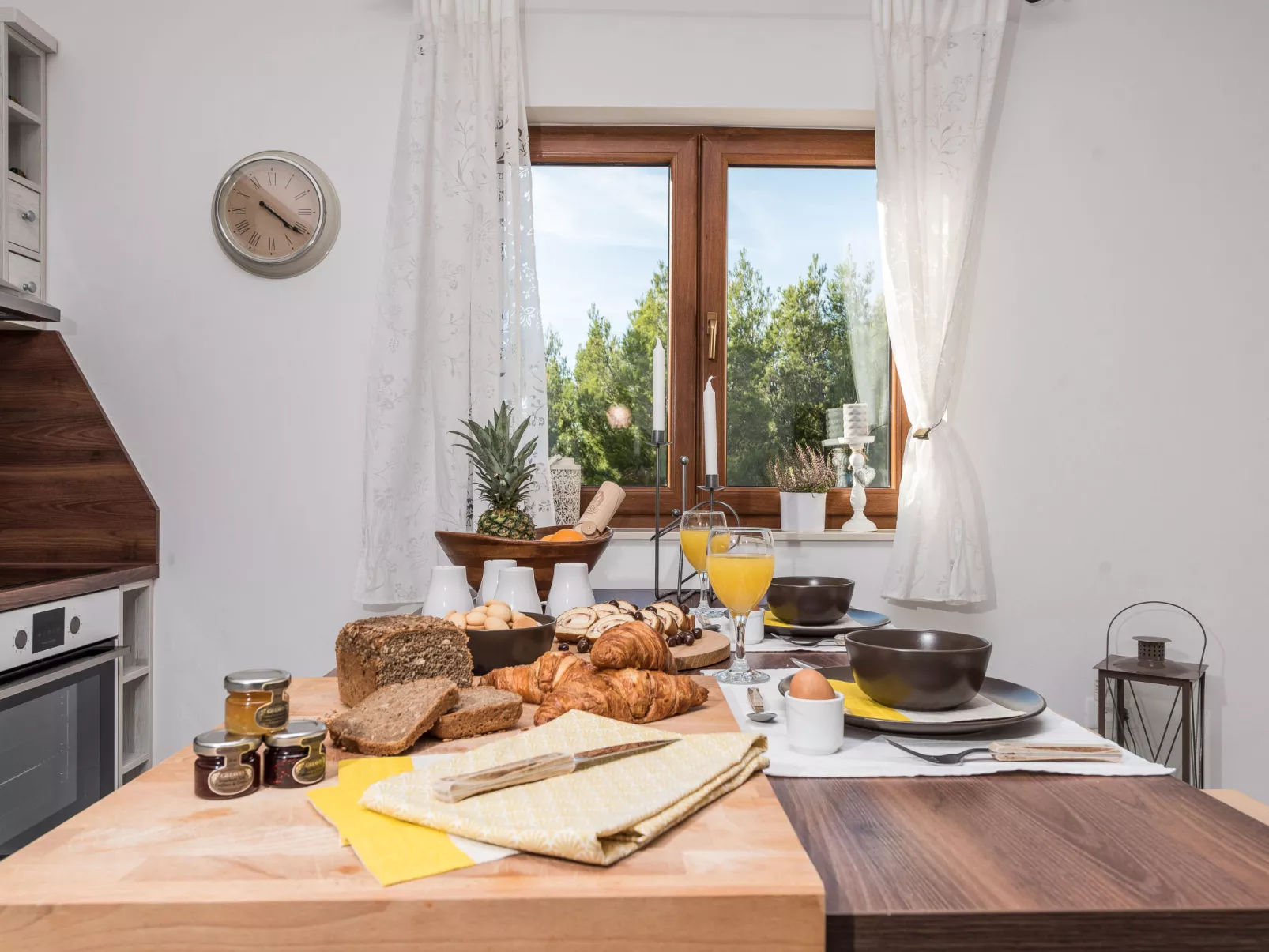 Velebit-Inside