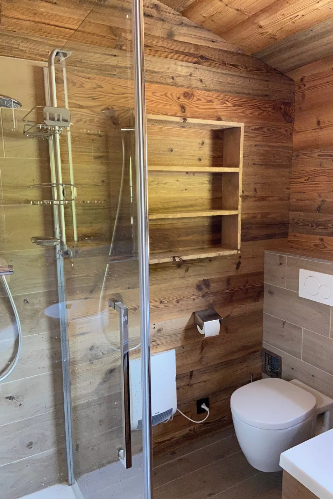 Premium #58 mit Sauna & Sprudelbad-Inside