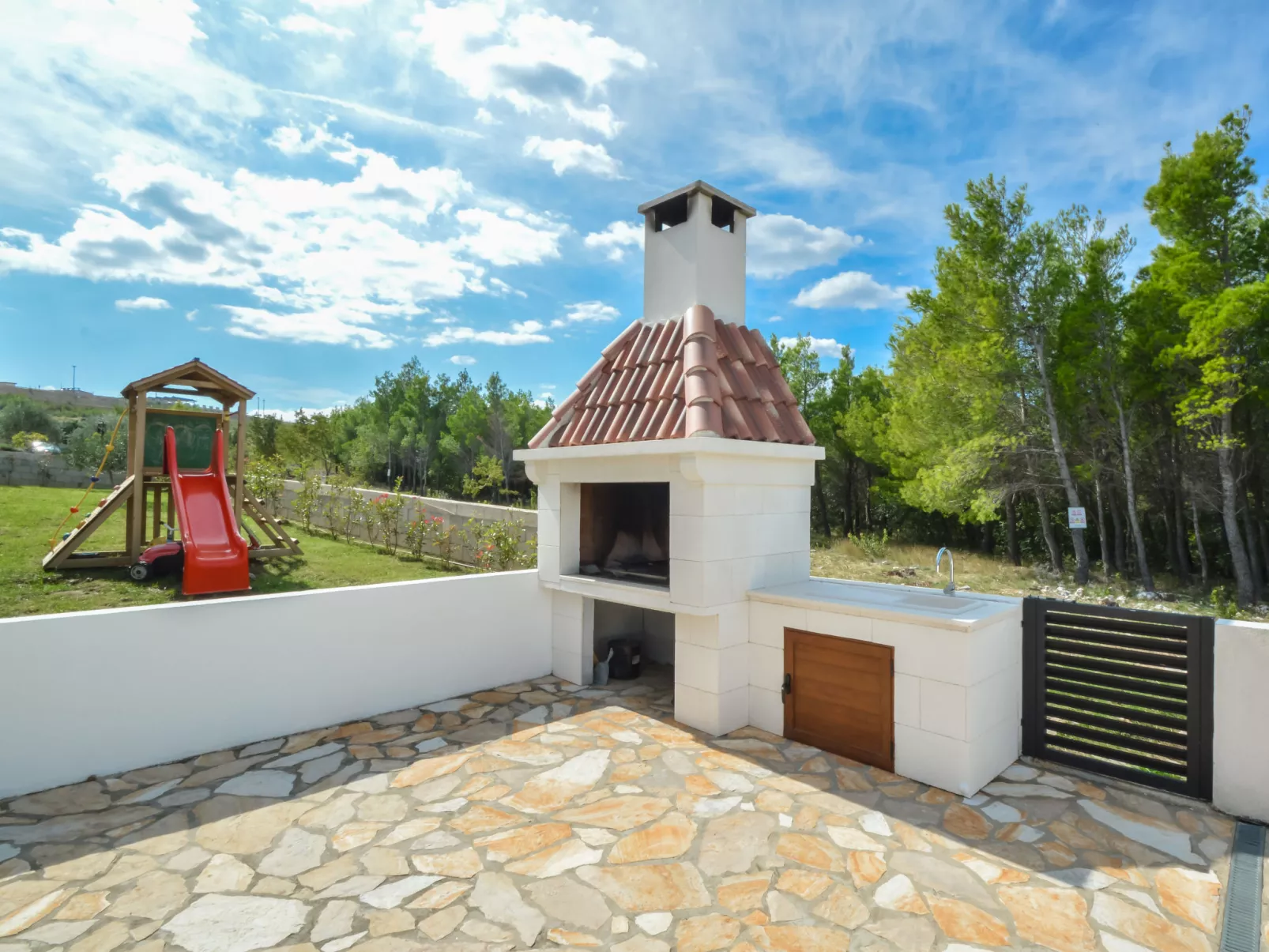 Velebit-Inside