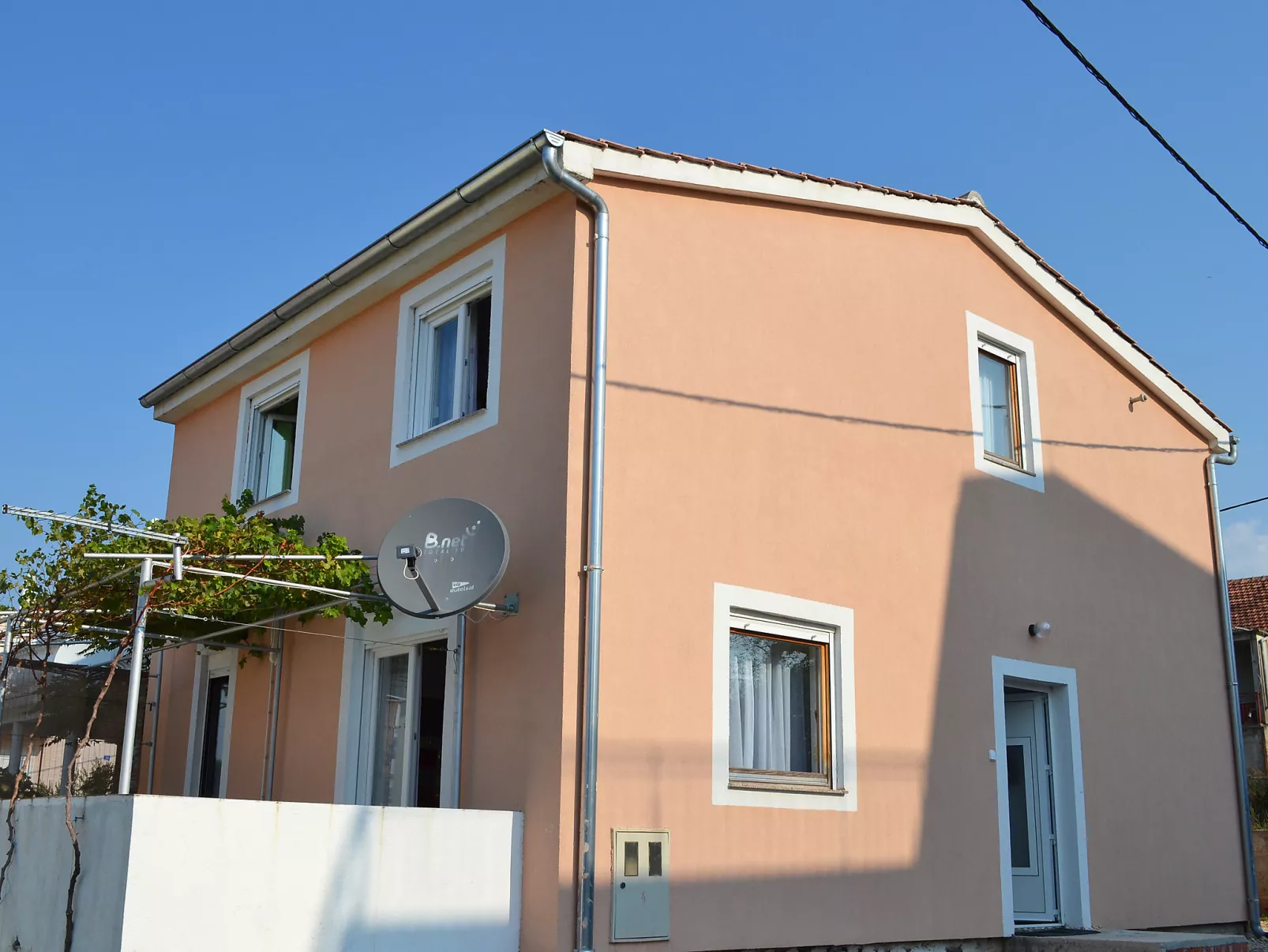 Anđela-Outside