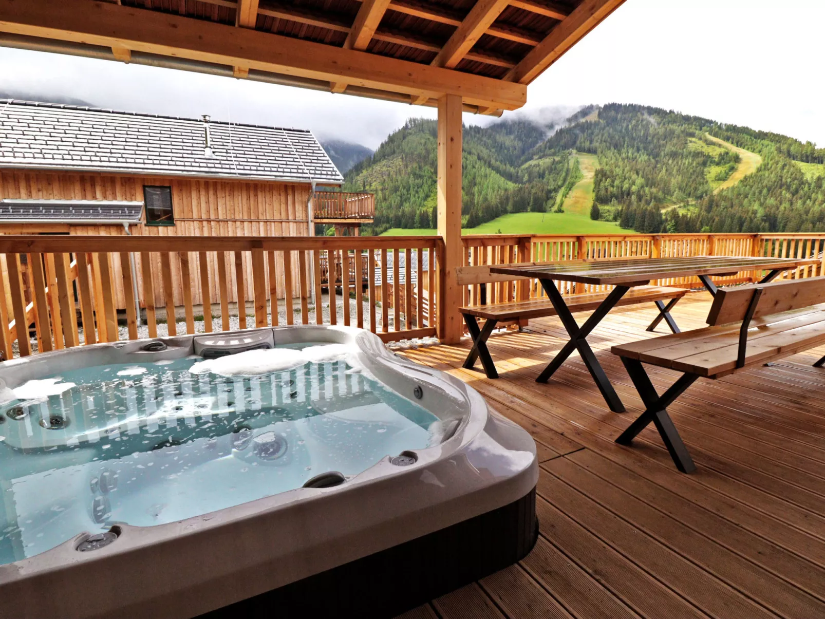 Premium #62 mit Sauna&Sprudelbad-Draußen