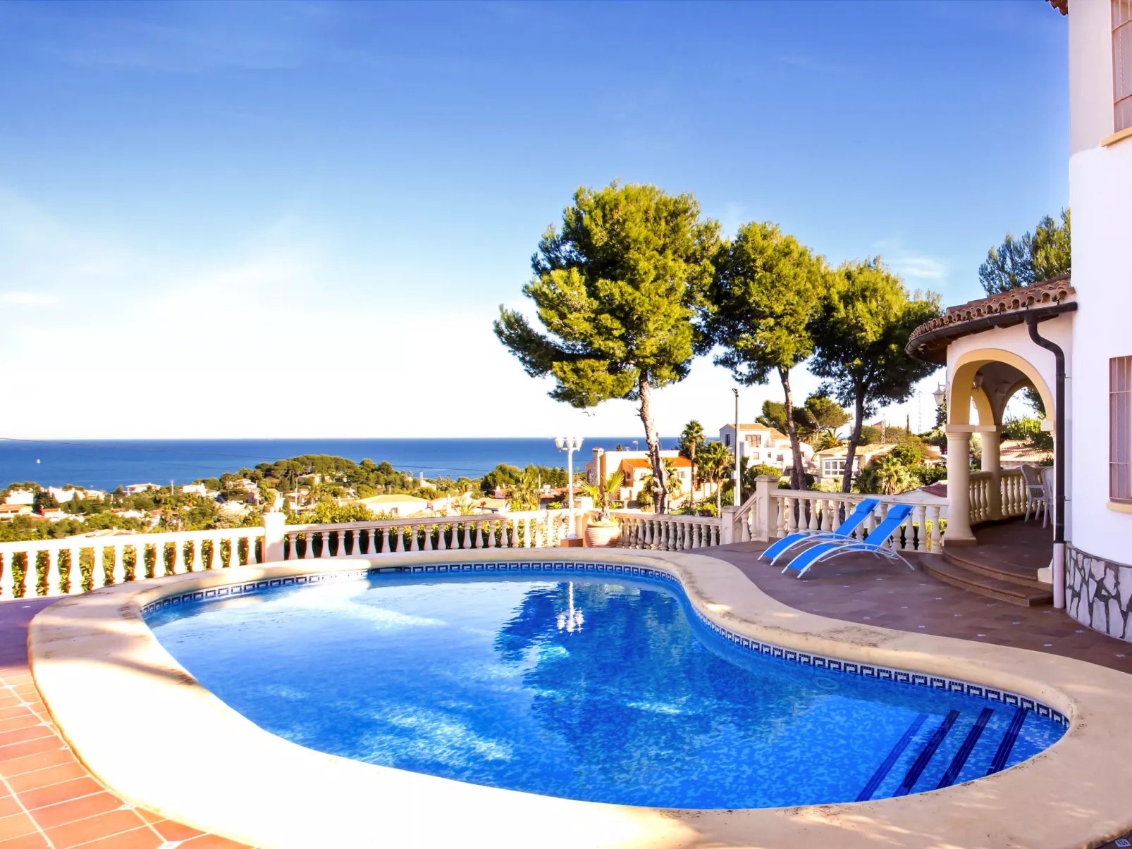 Villa Rosa-Outside