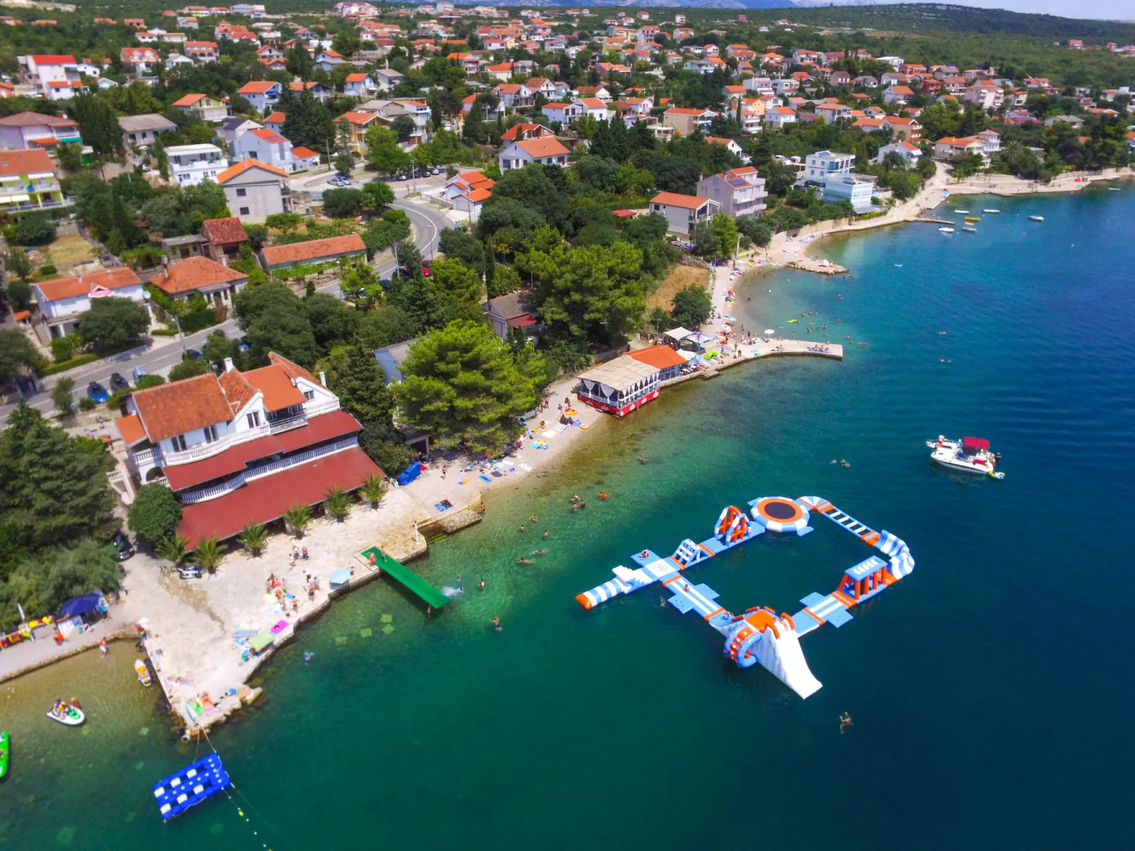 Anđela-Outside