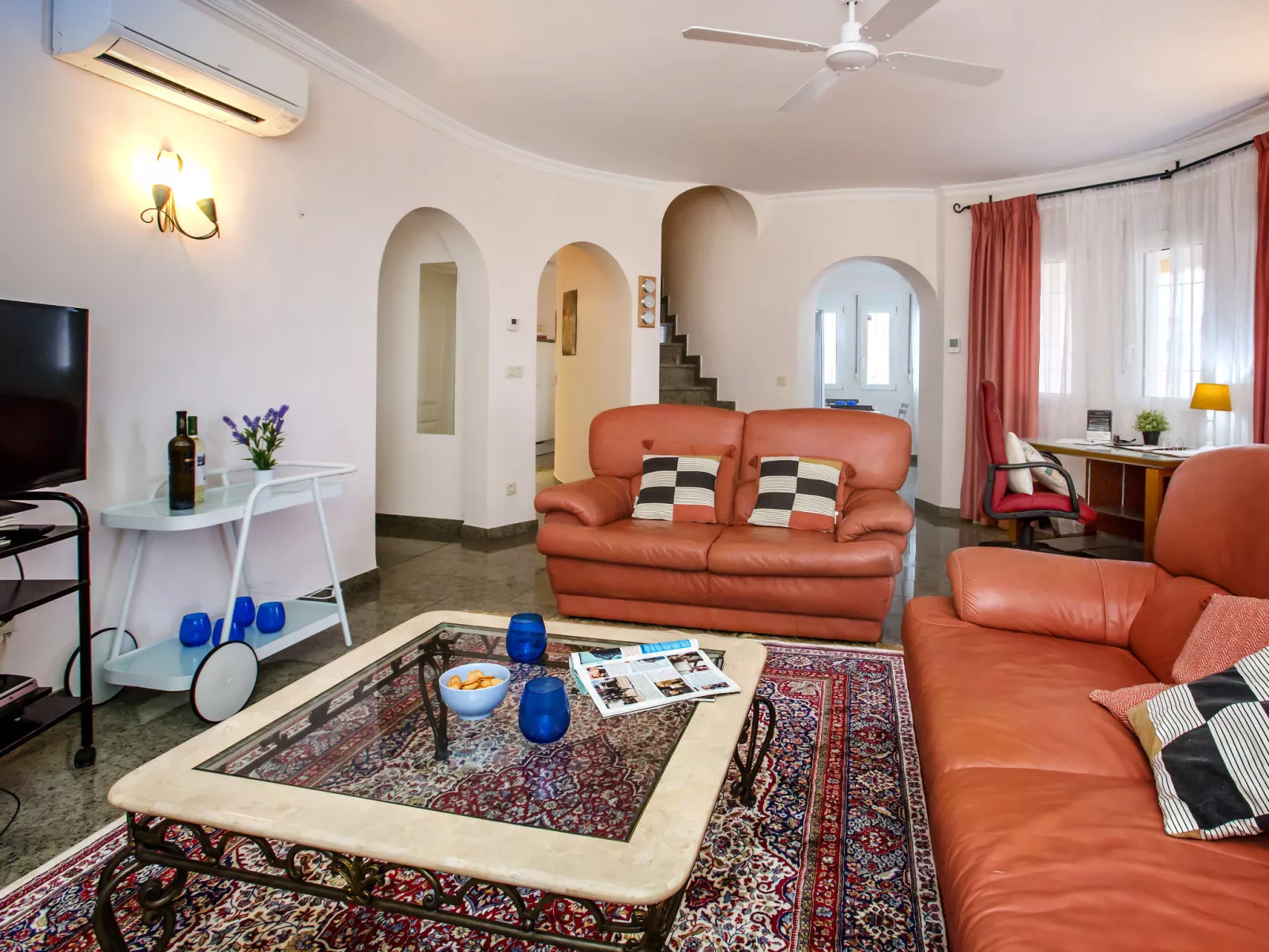 Villa Rosa-Inside
