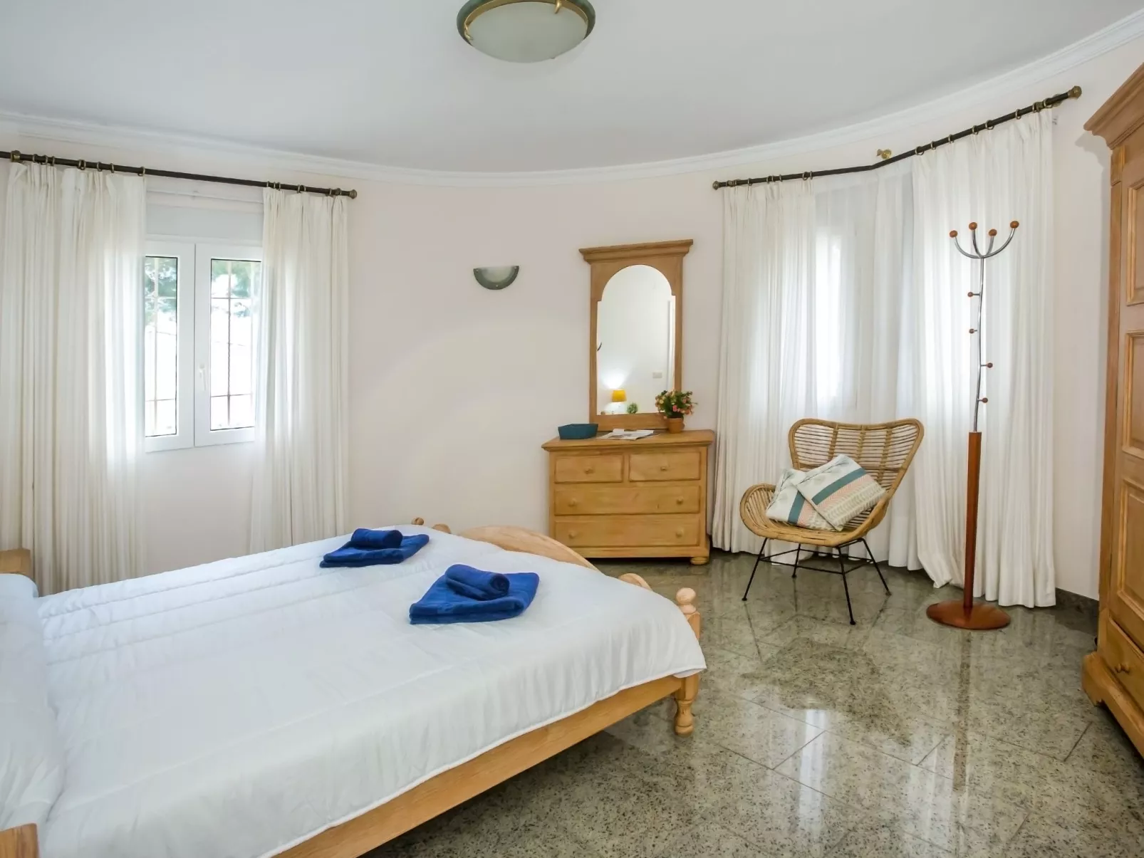 Villa Rosa-Inside