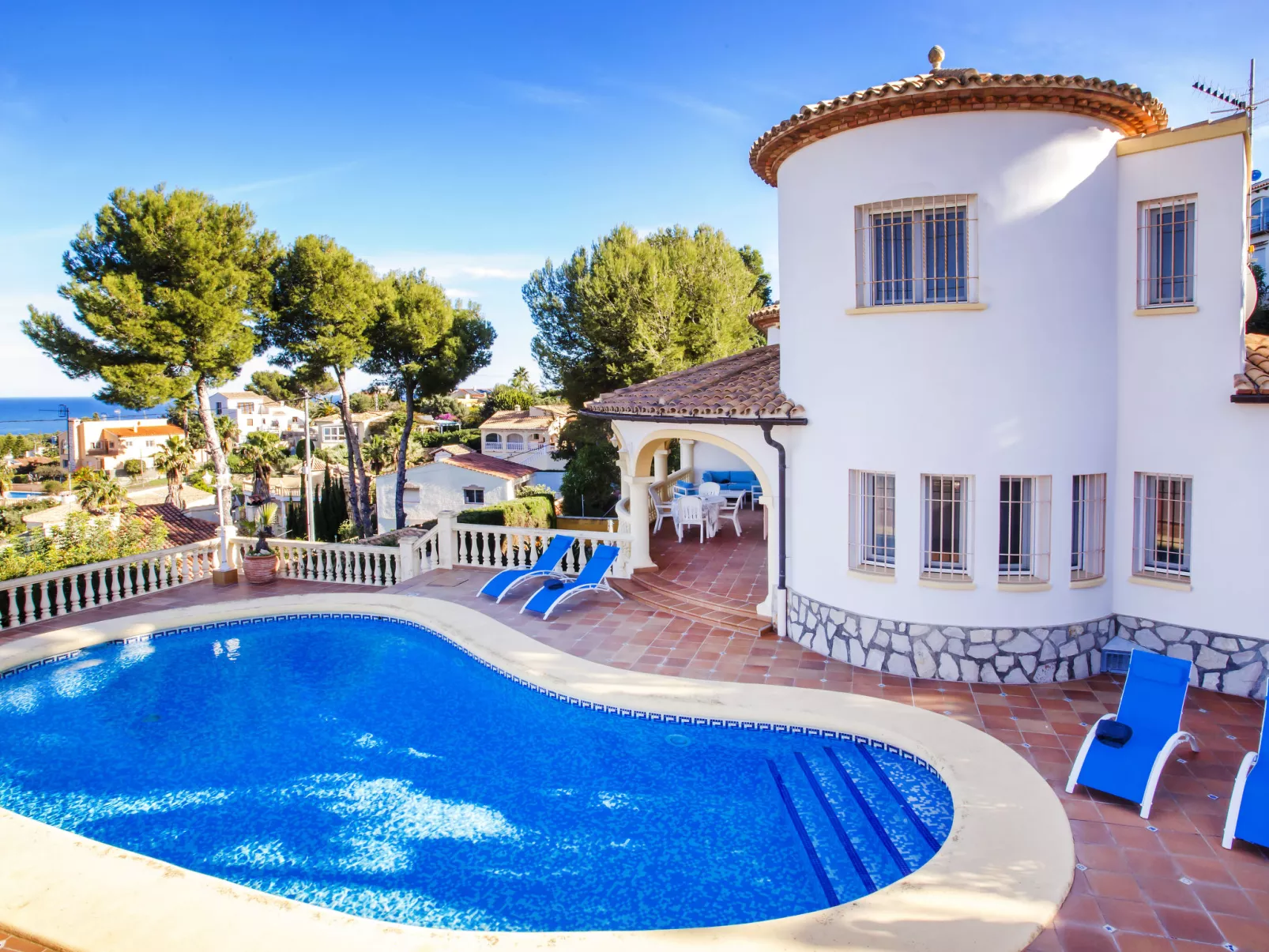 Villa Rosa-Outside
