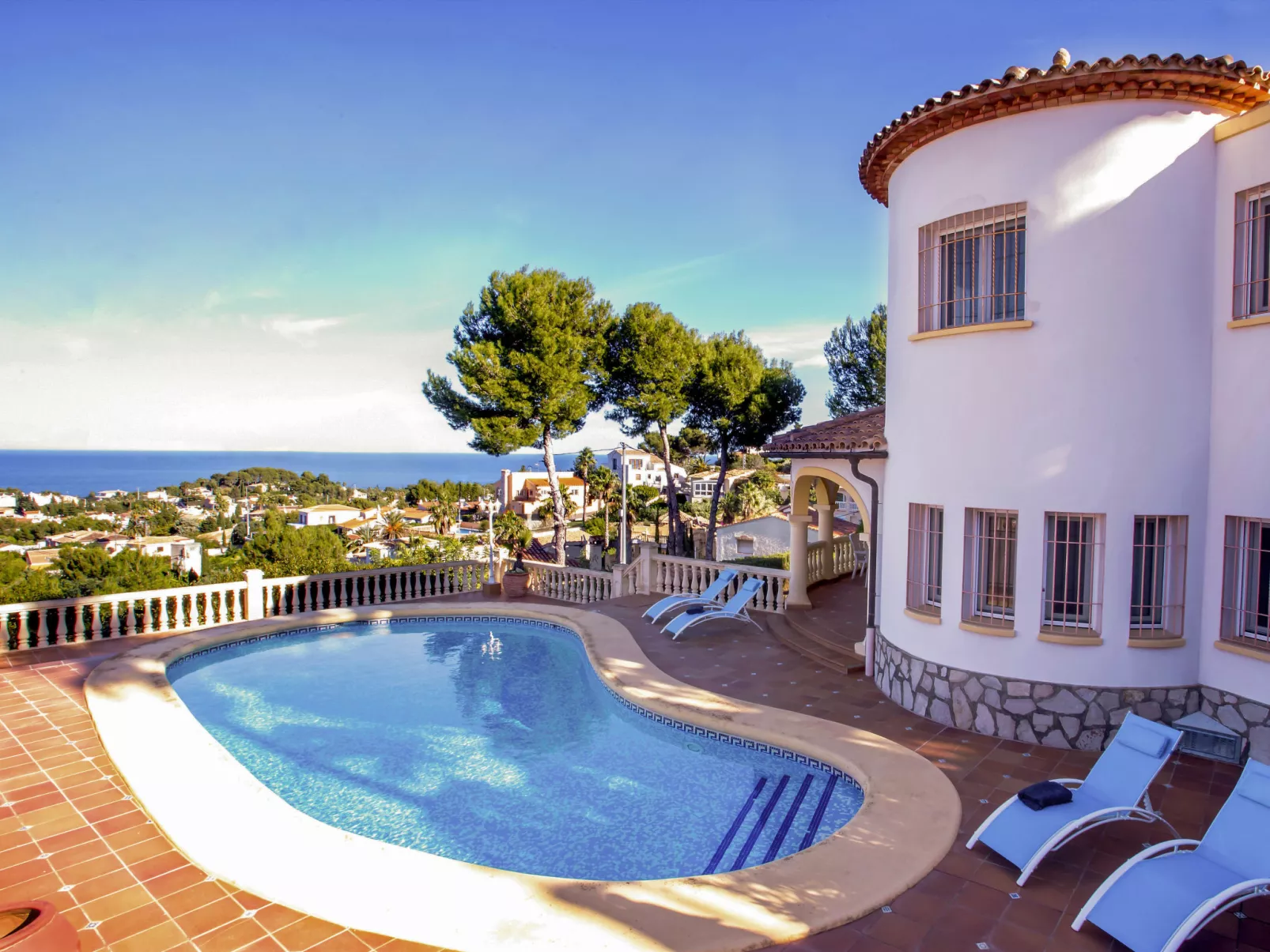 Villa Rosa-Outside