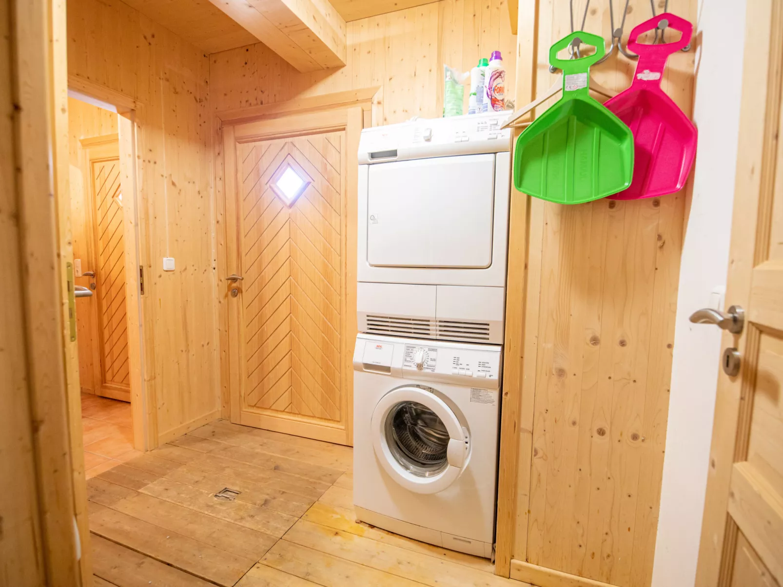 Premium #14 mit IR-Sauna-Inside