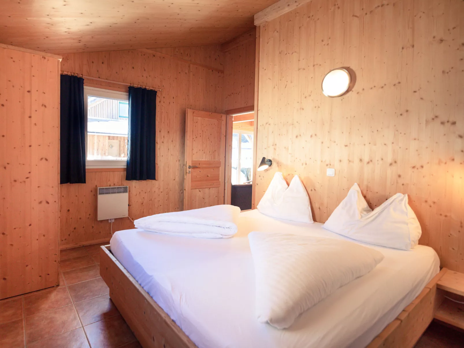 Premium #14 mit IR-Sauna-Inside