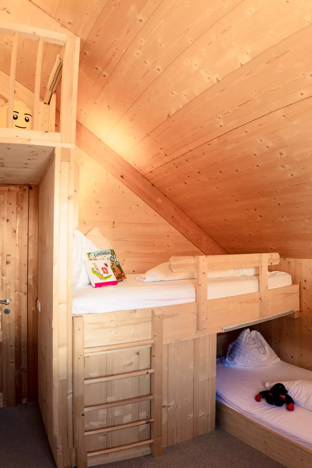 Premium #14 mit IR-Sauna-Inside