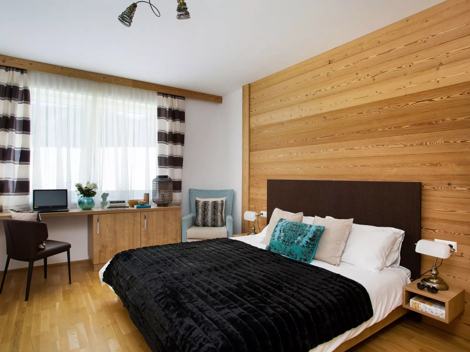 Für 11 Personen mit Sauna oder IR-Sauna-Inside