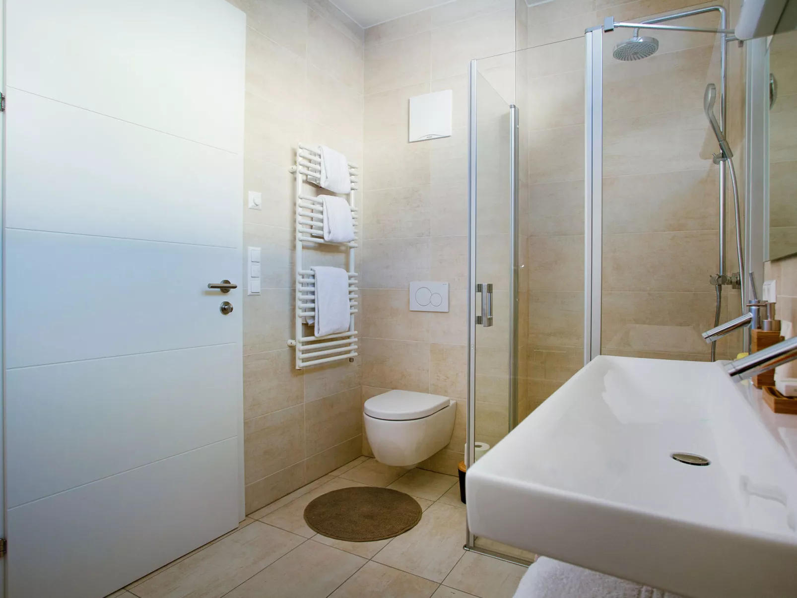 Für 11 Personen mit Sauna oder IR-Sauna-Inside