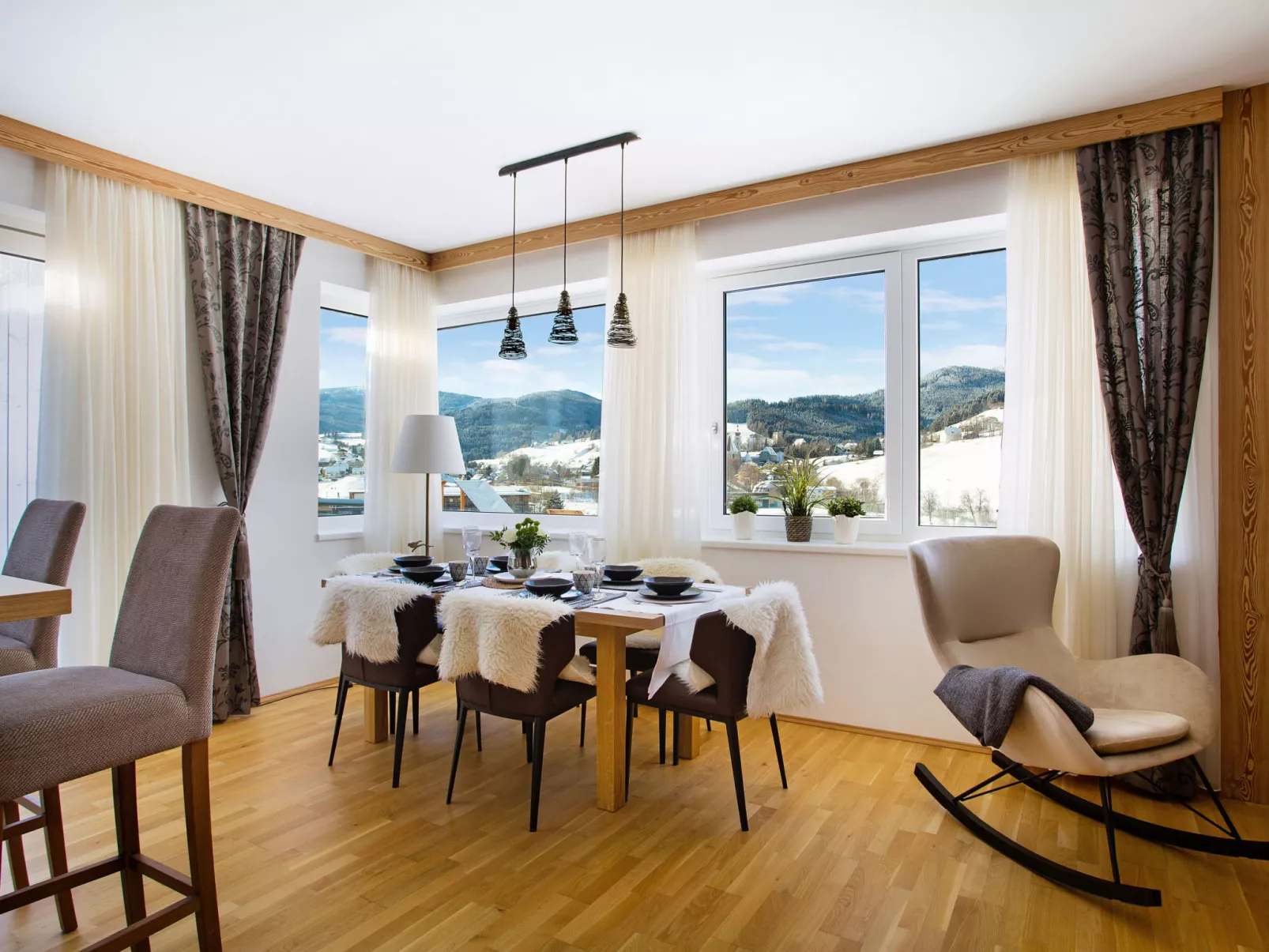 Für 11 Personen mit Sauna oder IR-Sauna-Inside