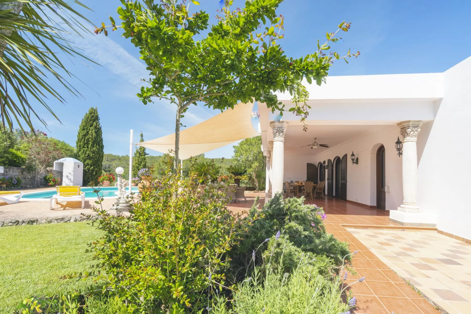 Can Vich II-Gardens in summer