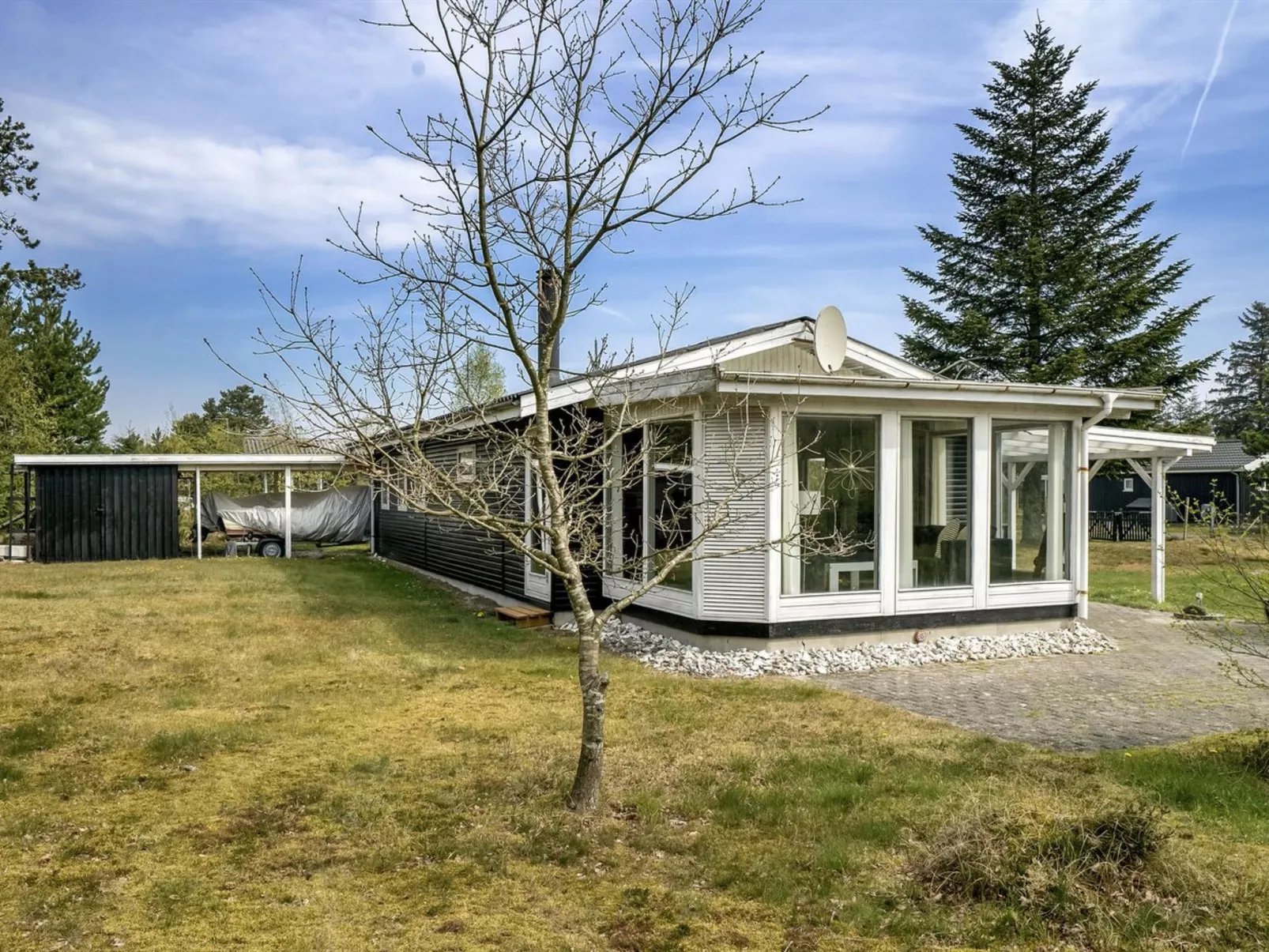"Tarja" - 150m from the sea