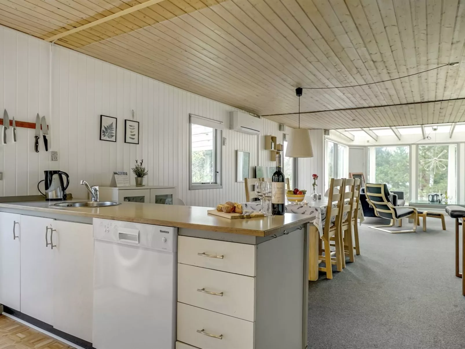 "Tarja" - 150m from the sea-Drinnen
