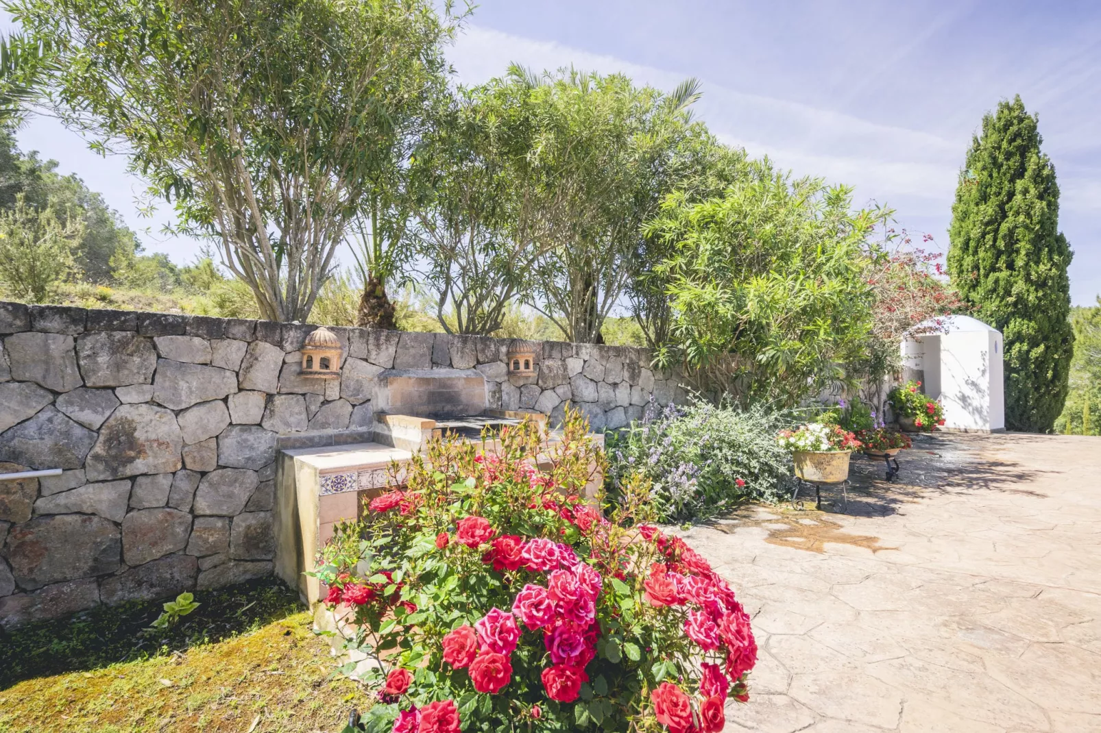 Can Vich II-Gardens in summer