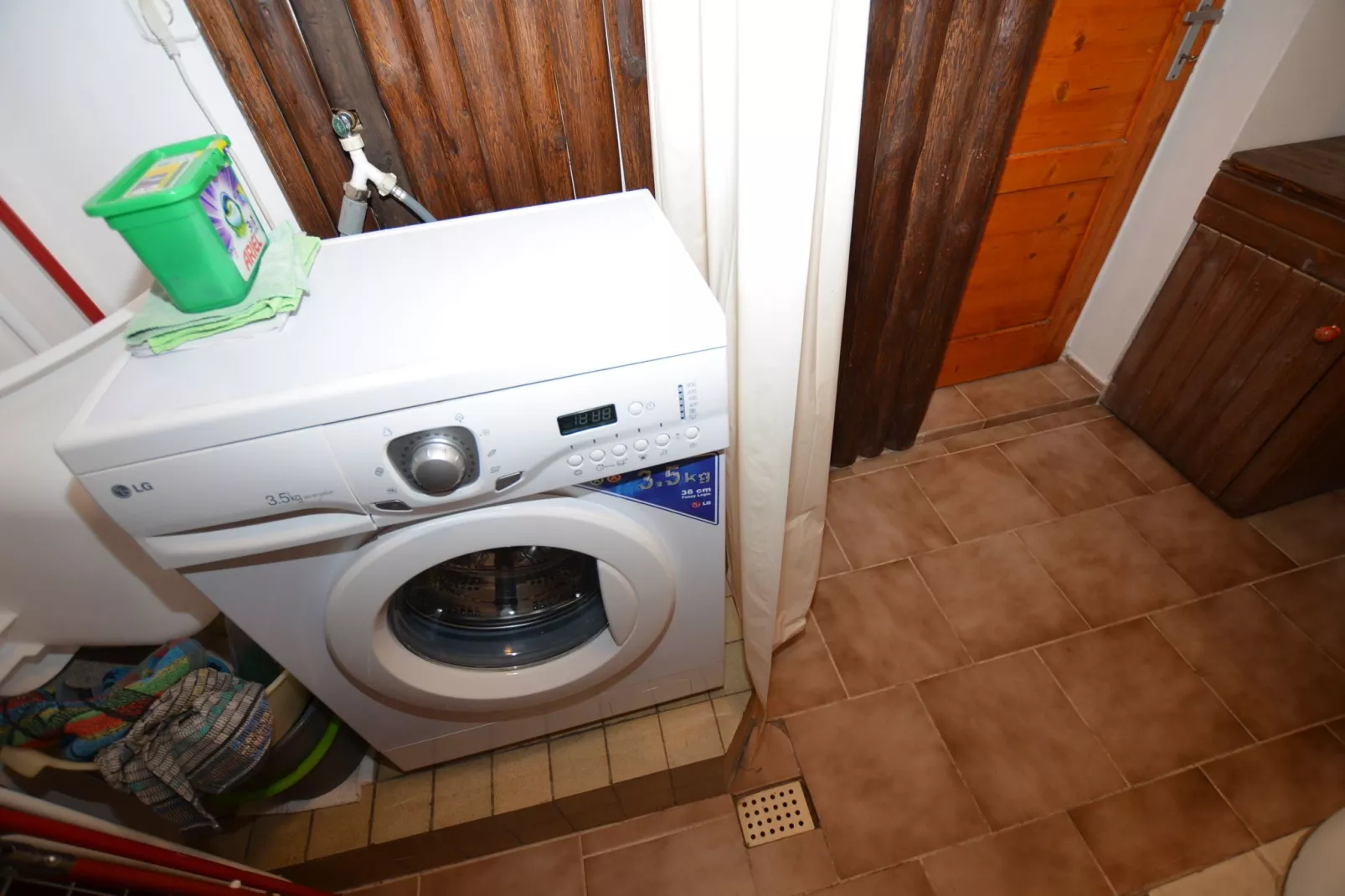 Jablon-Facilities
