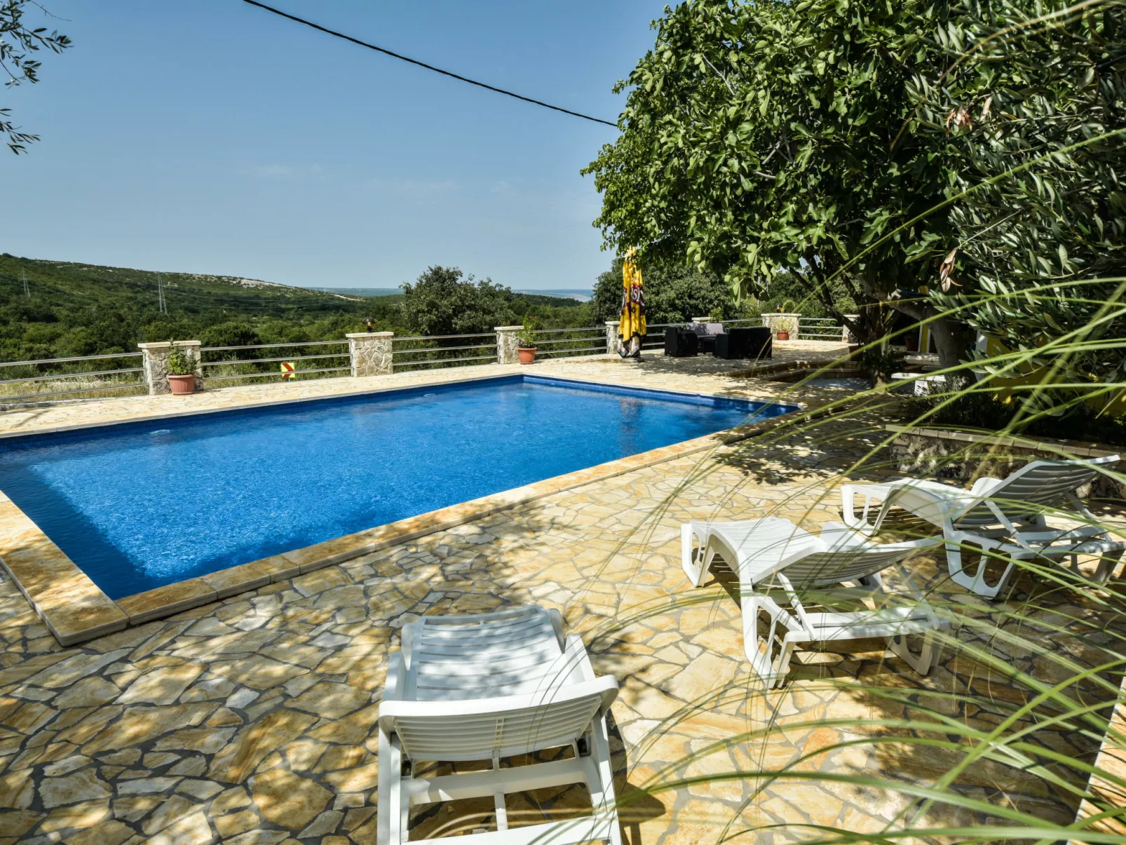 Villa Luka-Outside